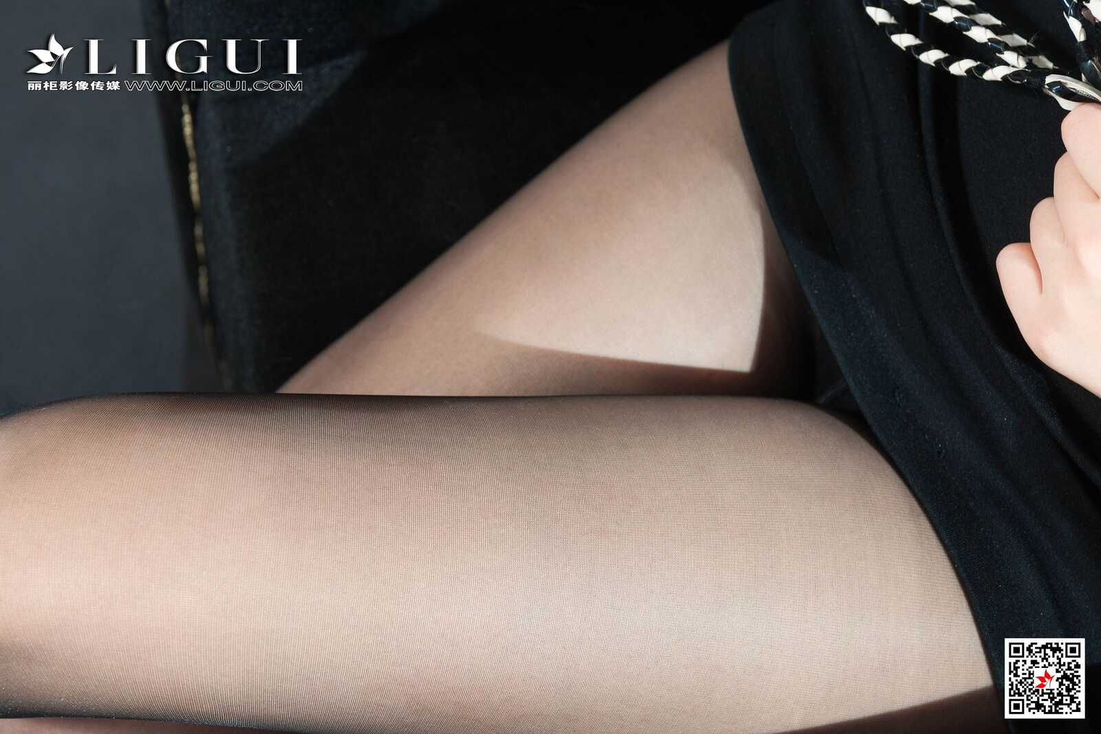 腿模璇璇《黑丝空姐制服》 [丽柜Ligui] 网络丽人第2张