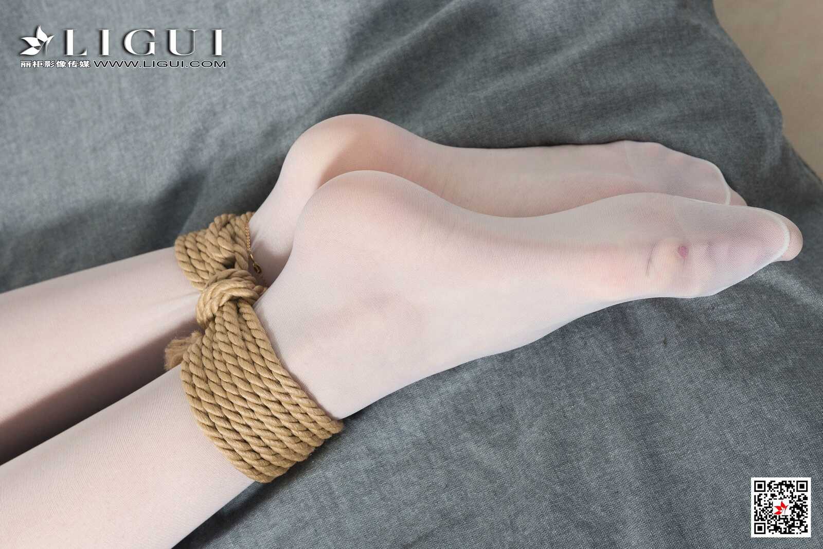 腿模兔子《婚纱白丝捆绑绳艺》 [丽柜美束Ligui第2张