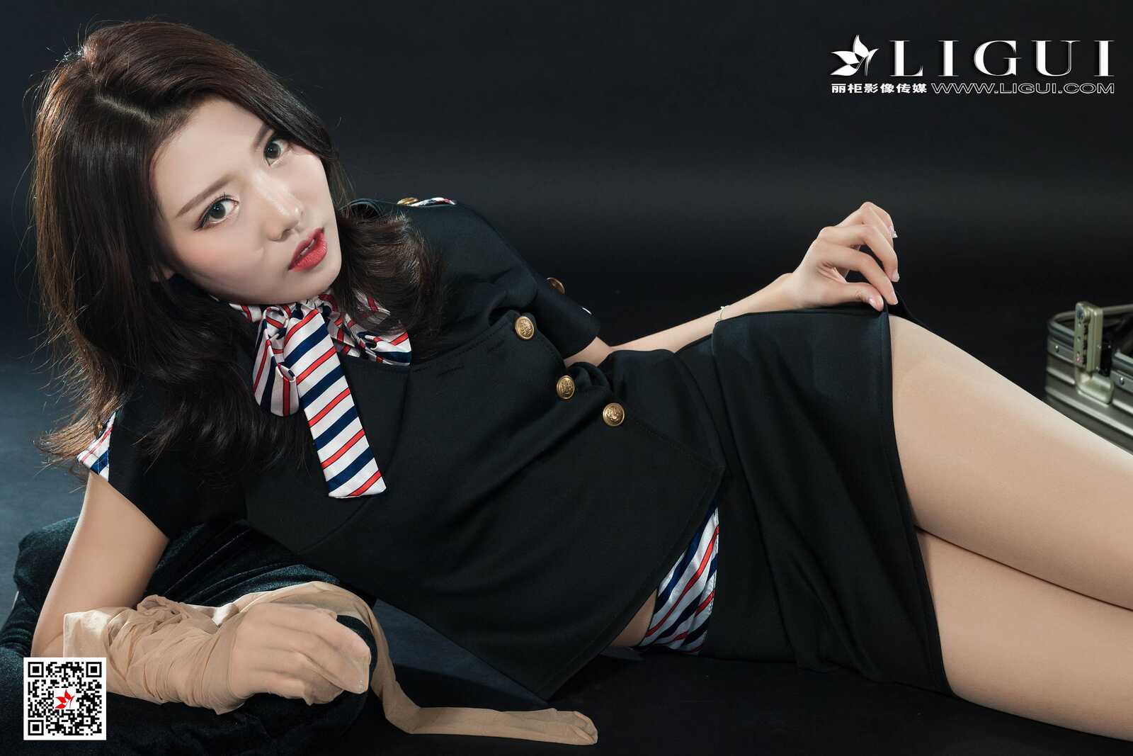 钟情《空姐丝足美腿》 [丽柜LIGUI] 网络丽人 写真第7张