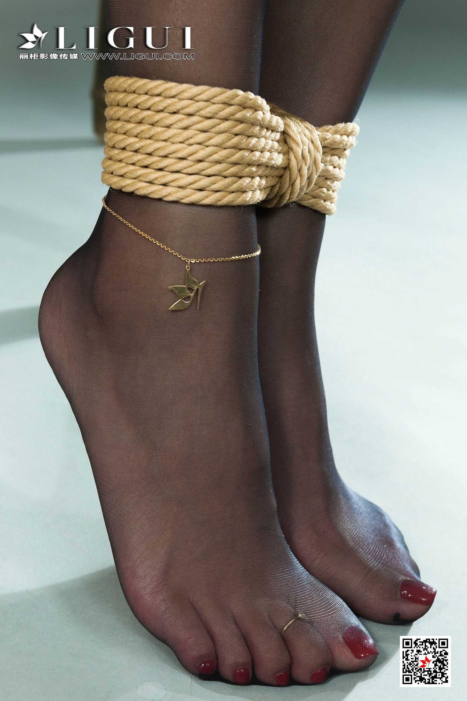 轩轩《黑丝OL捆绑绳艺》 [丽柜Ligui] 写真集第13张