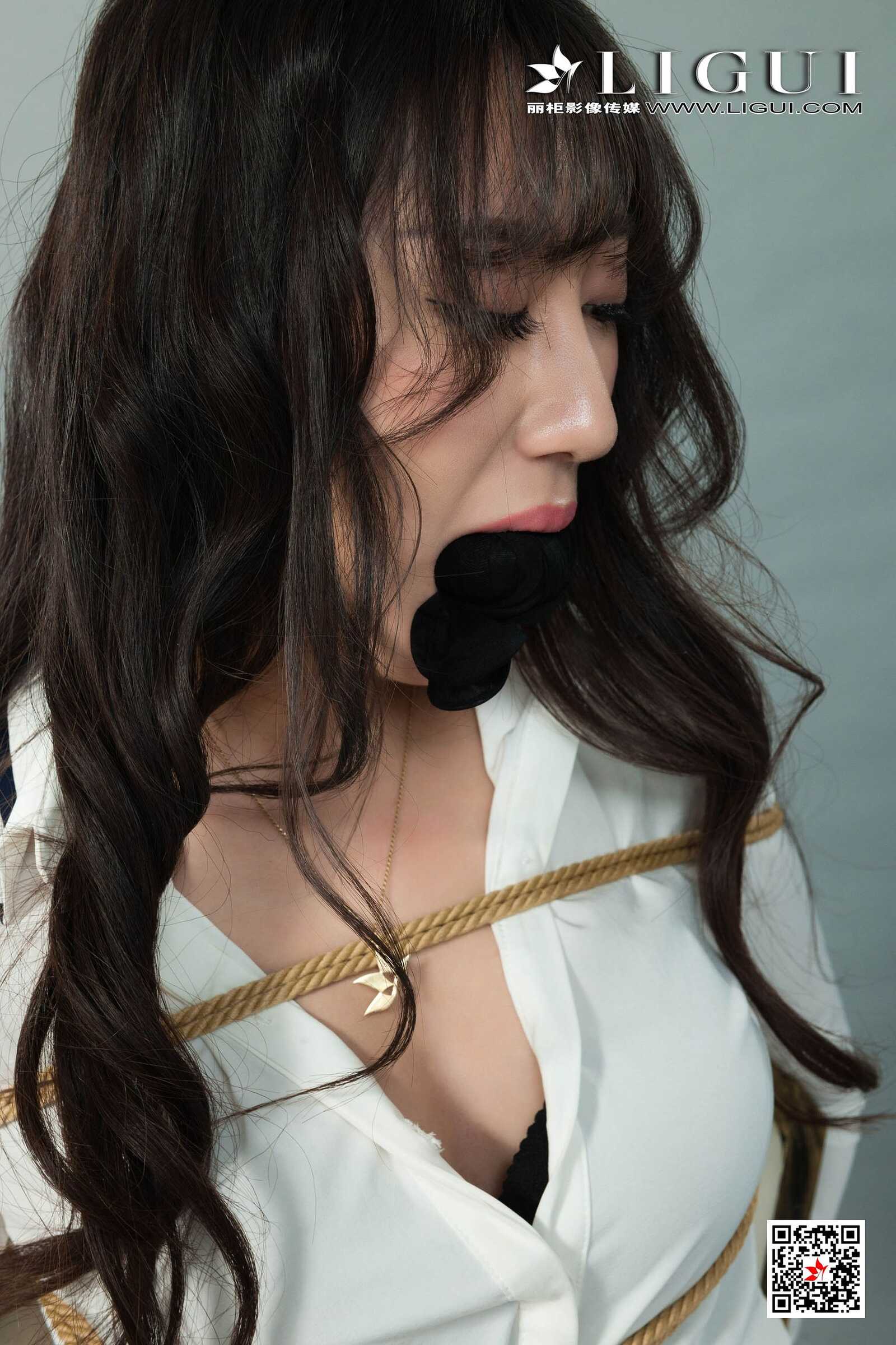 轩轩《黑丝OL捆绑绳艺》 [丽柜Ligui] 写真集第12张