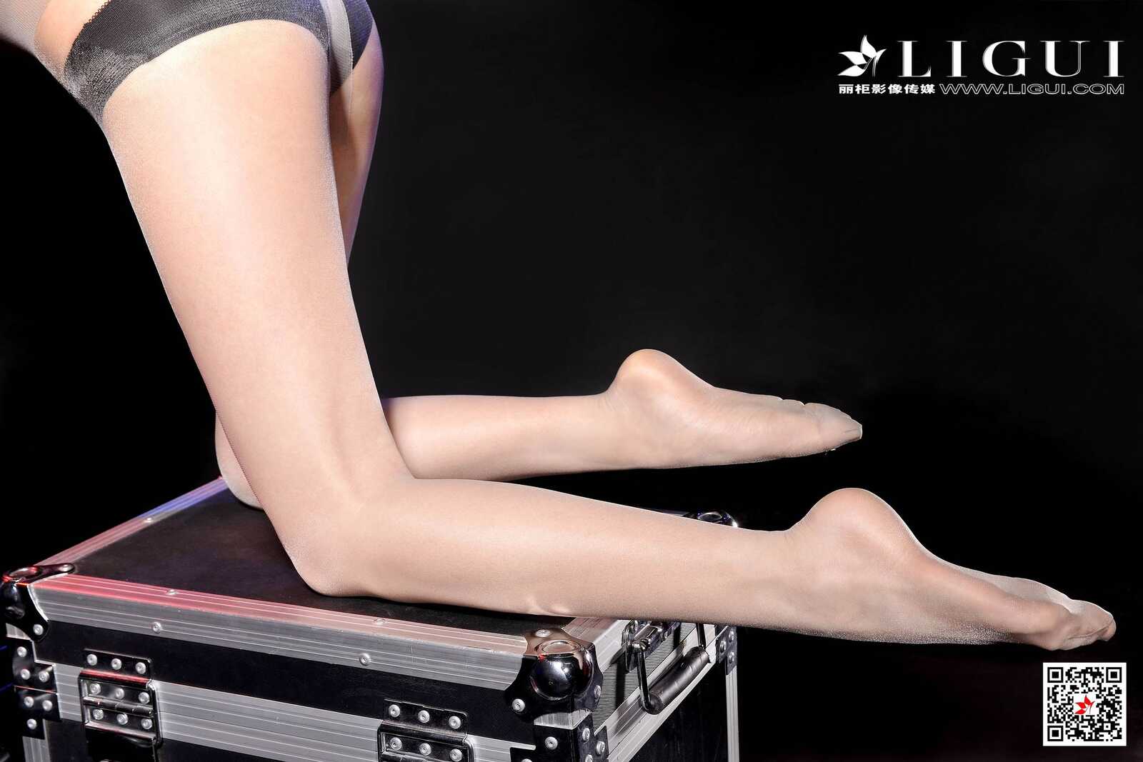 模特可馨《皮衣VS肉丝》 [丽柜Ligui] 网络丽人 写第1张