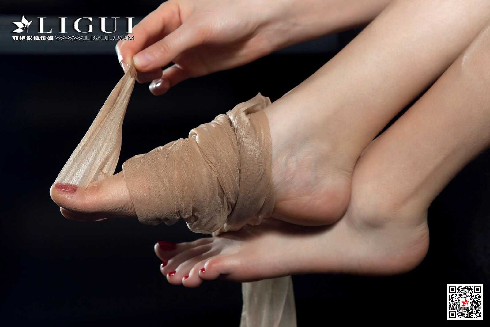 足模Mary《女警丝足》 [丽柜Ligui] 网络丽人 写真集第9张
