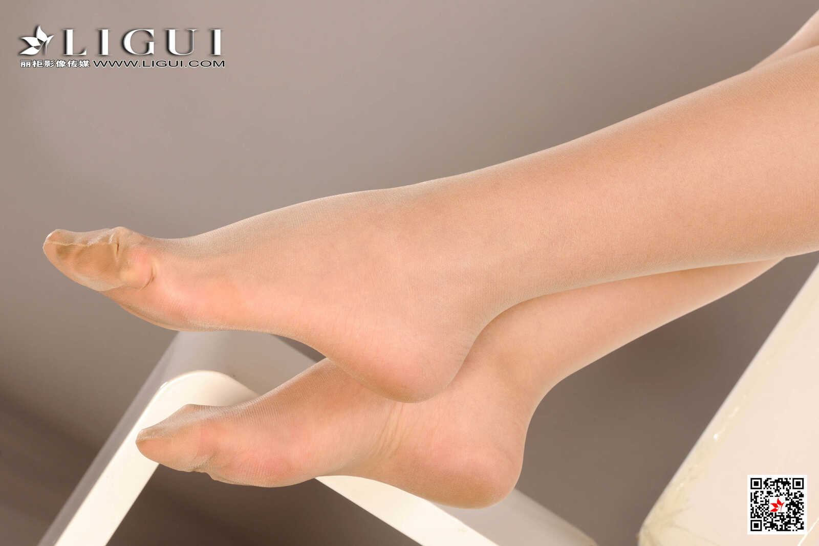 Model 王欢《白色吊带》 [丽柜Ligui] 写真集第13张