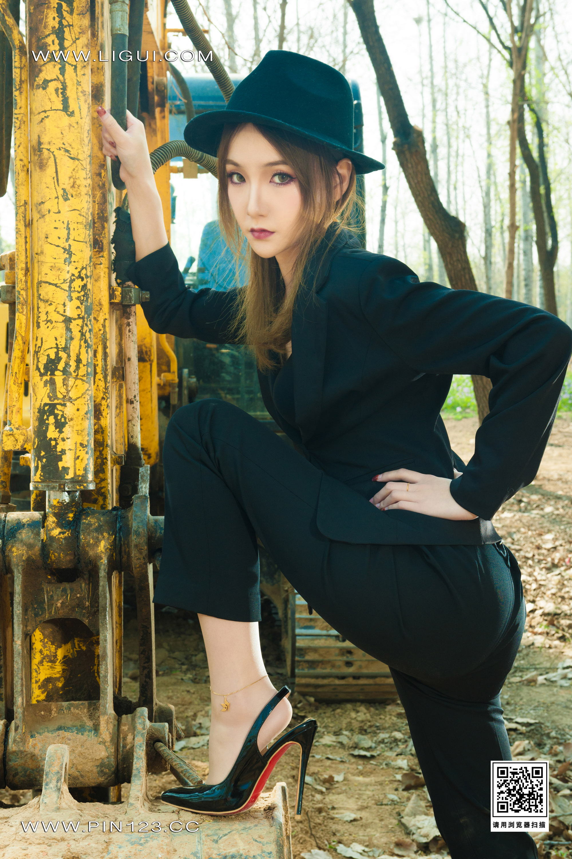 [Ligui丽柜] 2023.04.10《野外柑丝》心心第18张