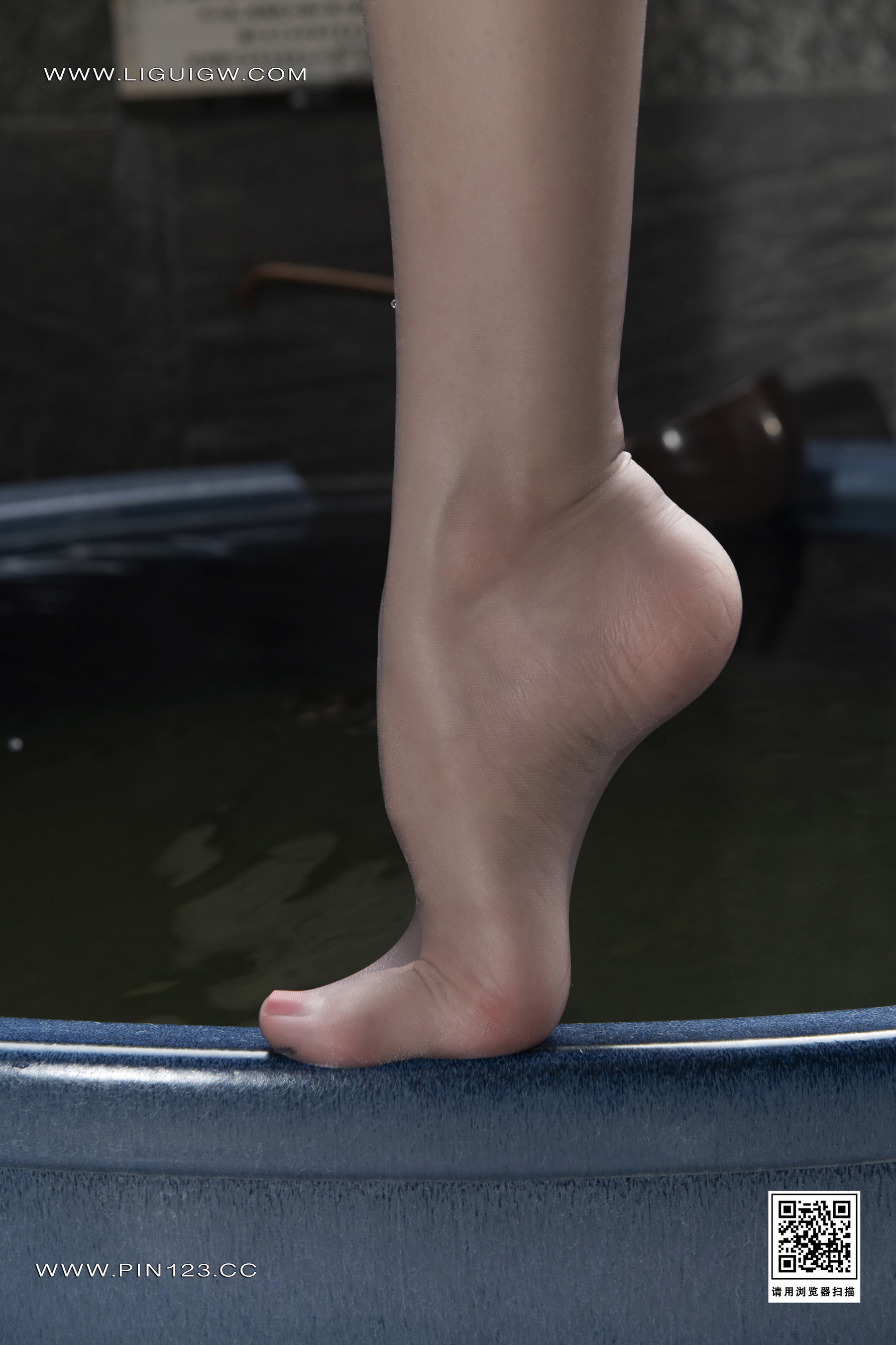 [Ligui丽柜] 2024.11.11《兔子日本旅拍2》兔子第10张