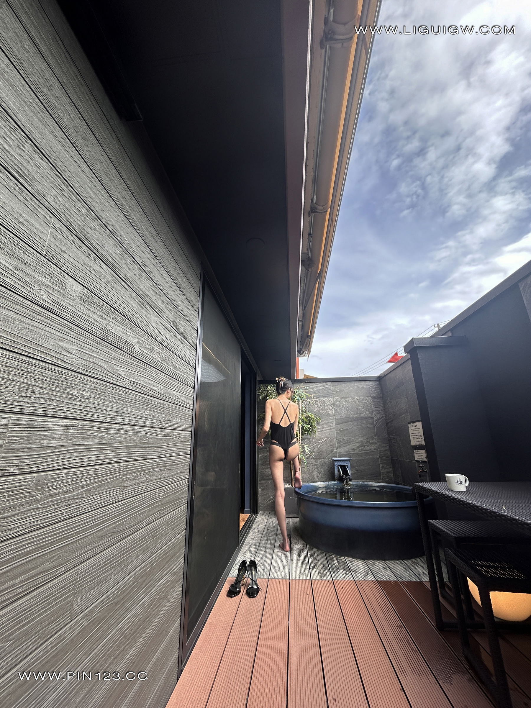 [Ligui丽柜] 2024.11.14《兔子日本旅拍花絮图片》兔子第15张