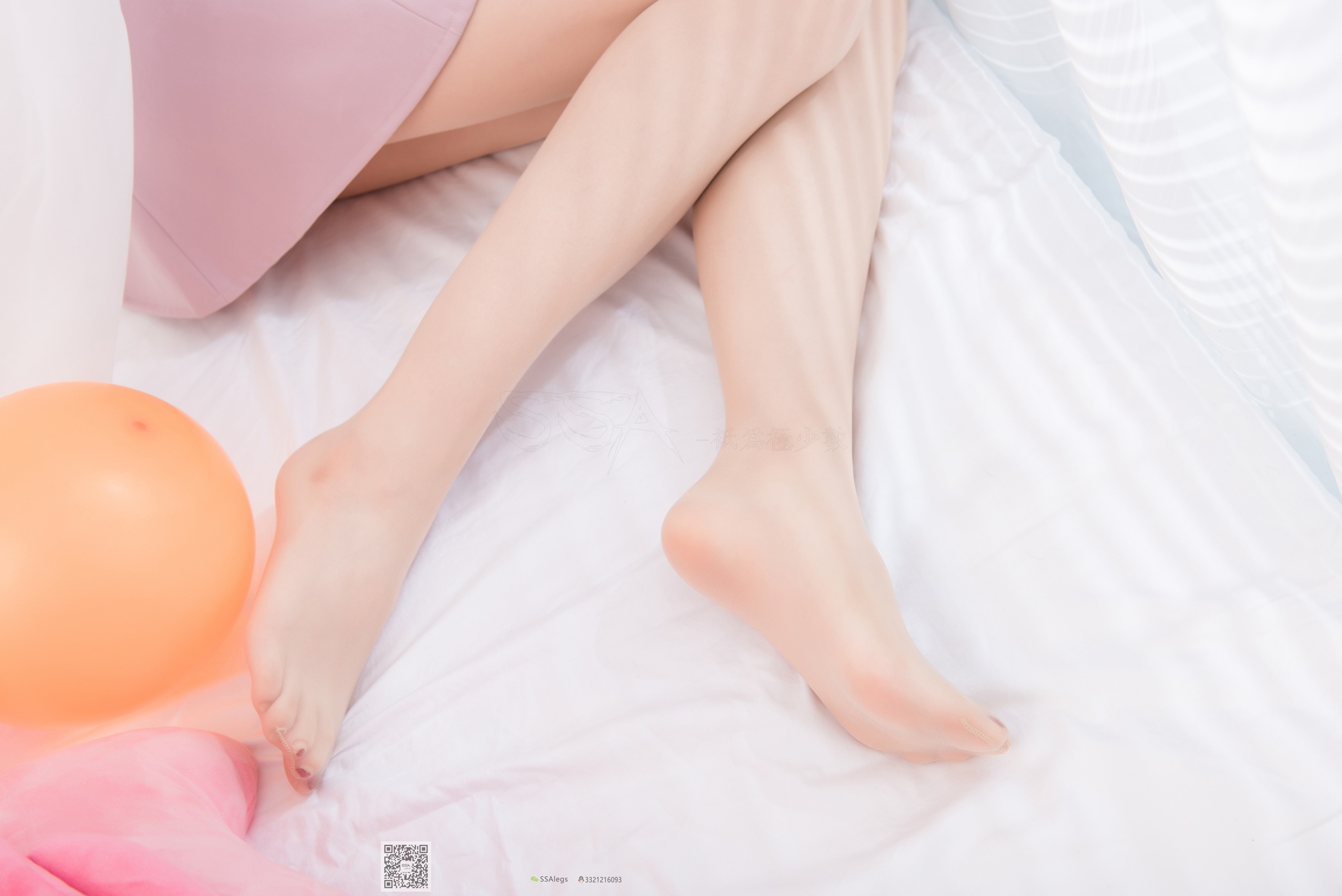 [SSA丝社]超清写真 NO.027 琪琪 肉色开档丝袜 清纯美女的佑惑[99P]第8张