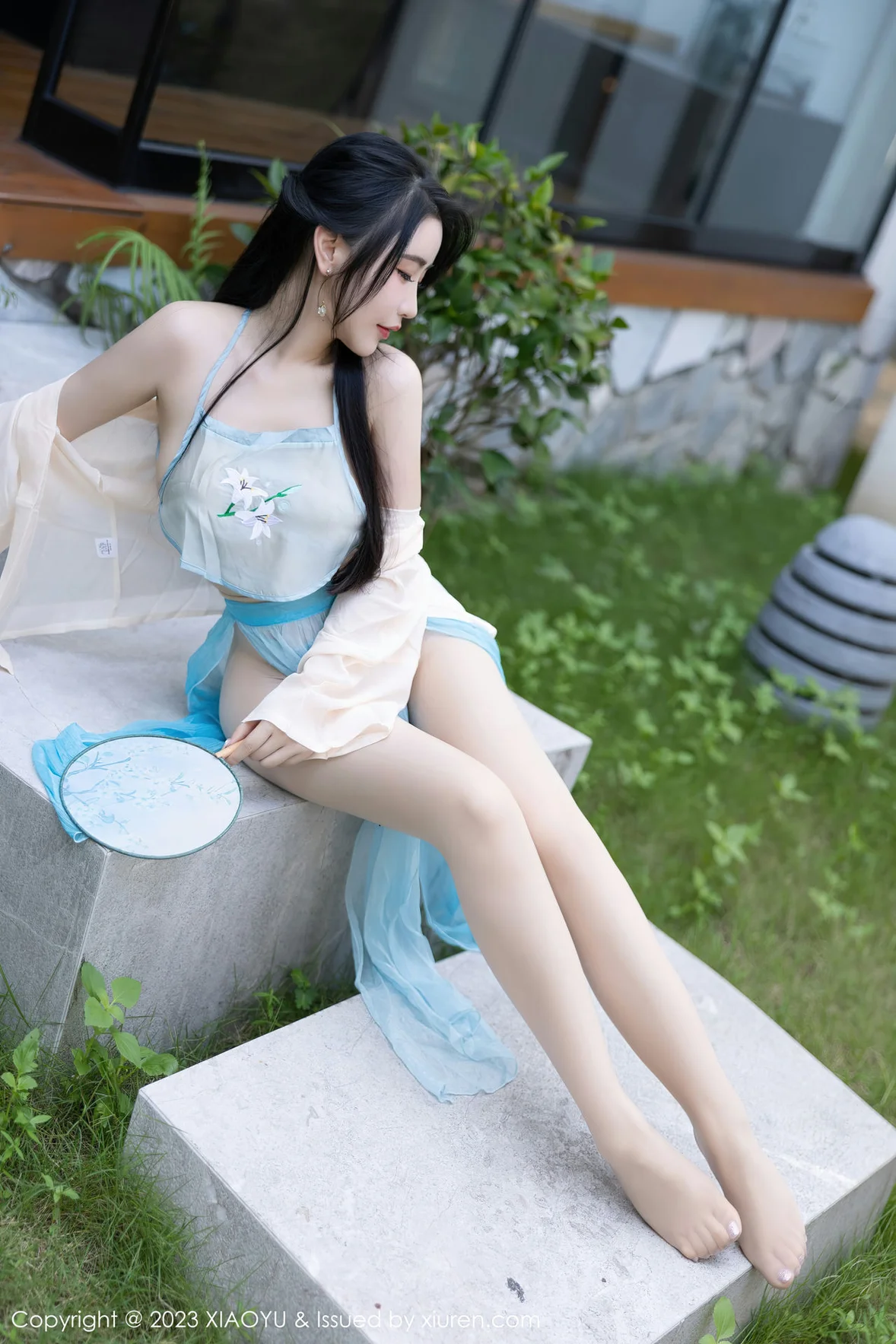  XIAOYU 语画界 Vol.1057 Cherry樱桃酱 淡蓝色古装杭州旅拍 [82P]第3张