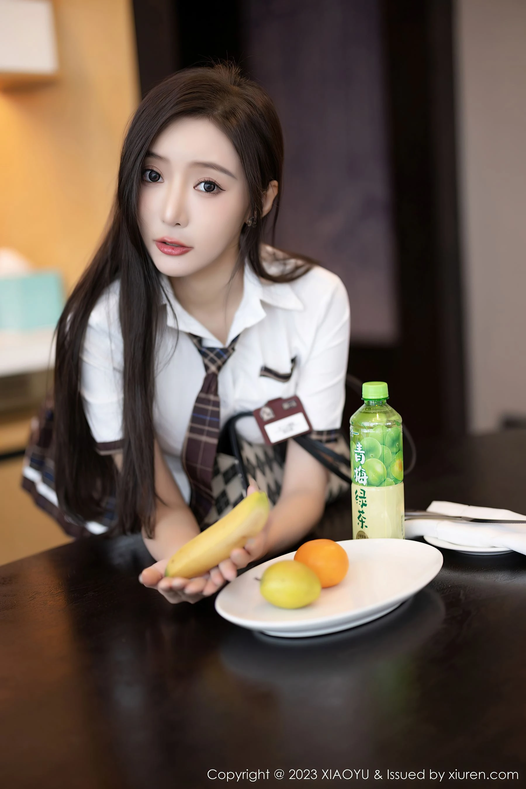  语画界 VOL.1001 王馨瑶yanni 制服美腿第29张