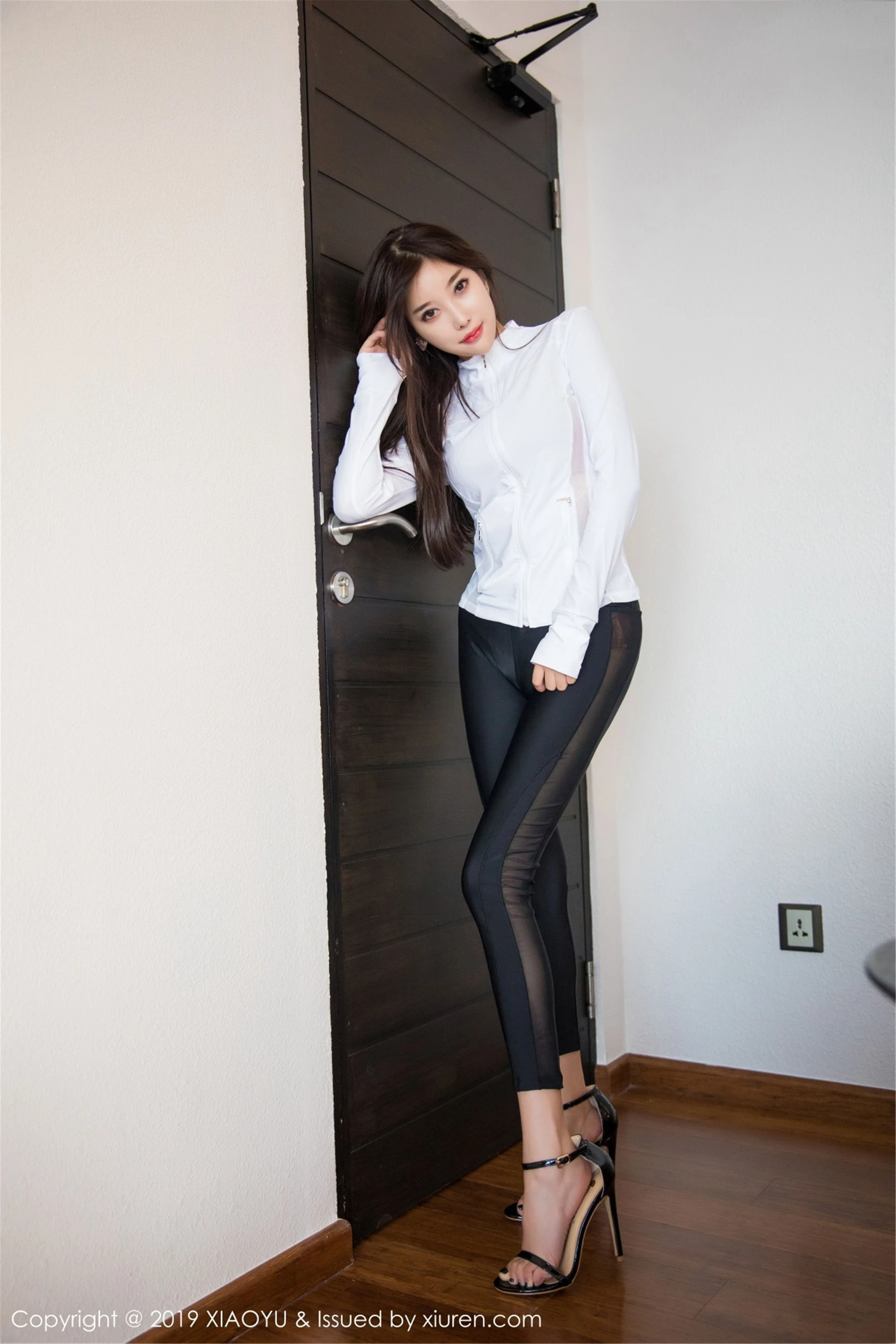 语画界 Vol.077 杨晨晨sugar第1张