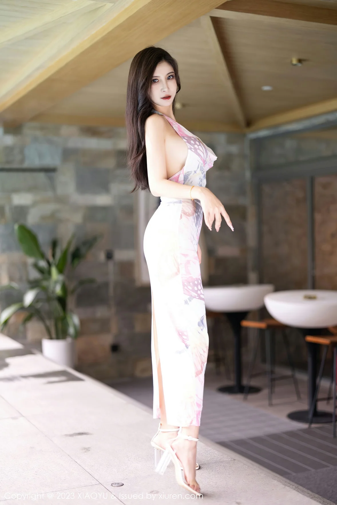  XIAOYU 语画 Vol.1081 小蛮妖Yummy 薄纱情趣内衣贵州旅拍 [83P]第3张