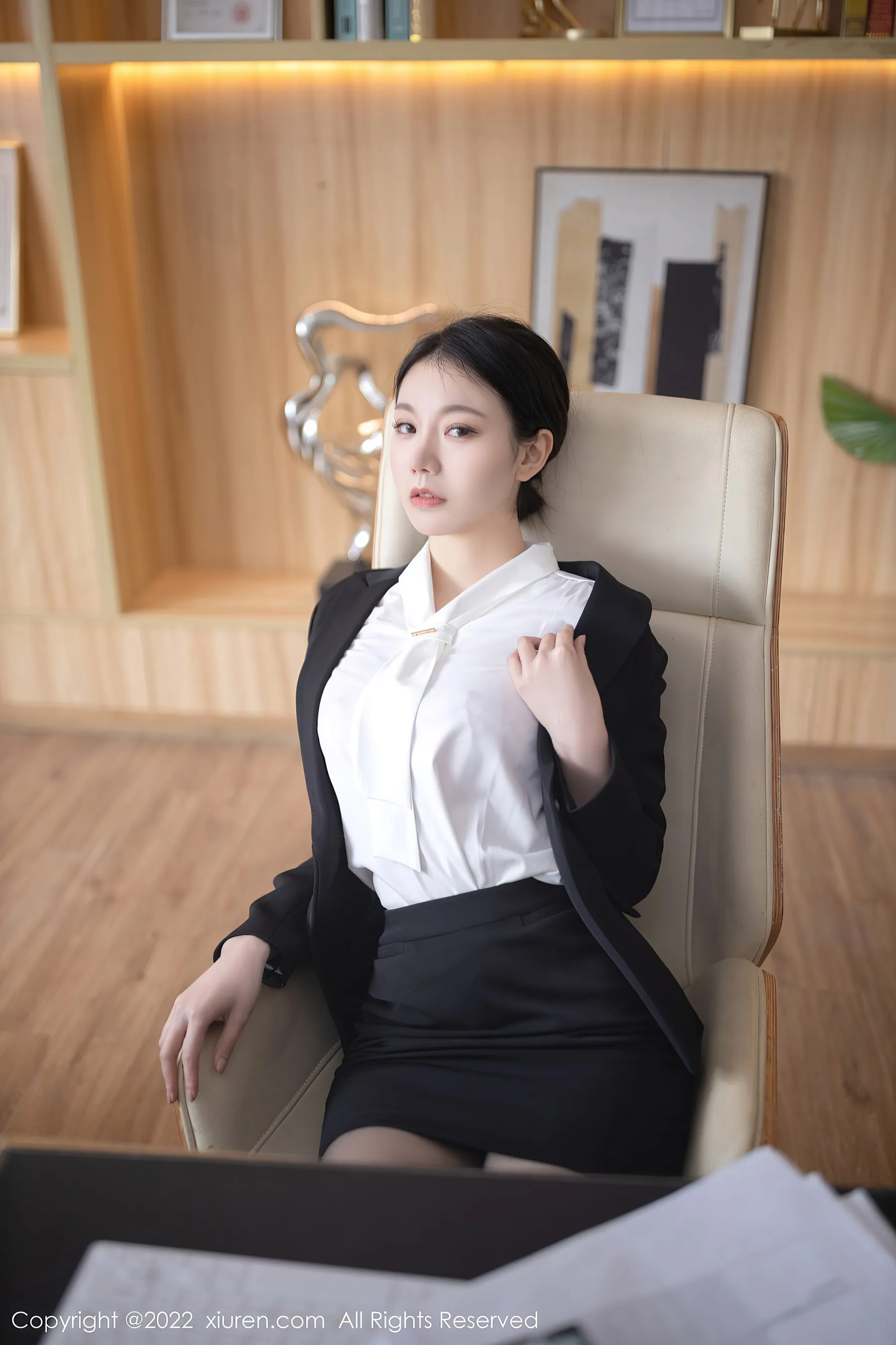秀人网 No.4755 安然Maleah 女老板角色扮演第23张