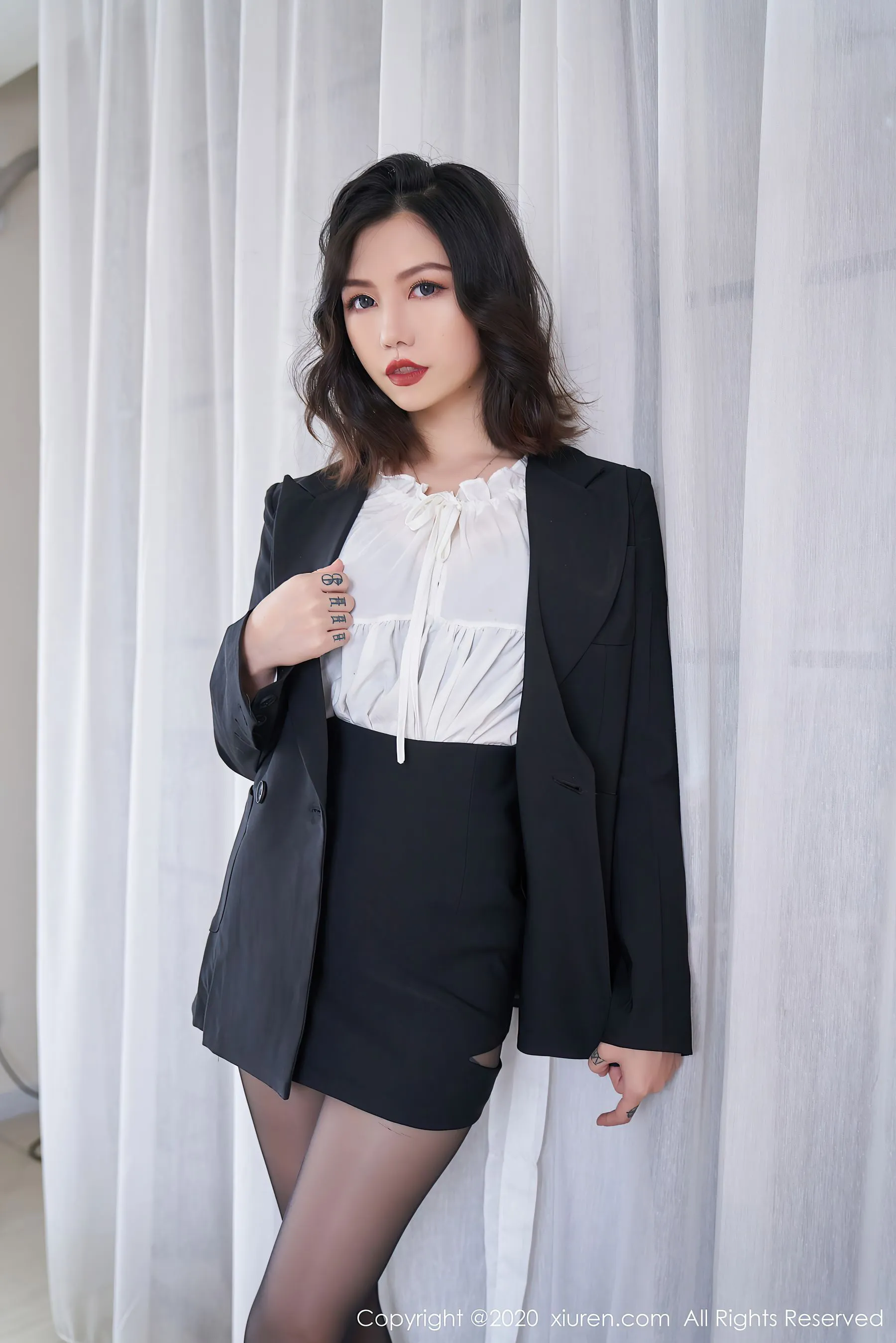  秀人 No.2711 舌尖上的菊花Ace第4张