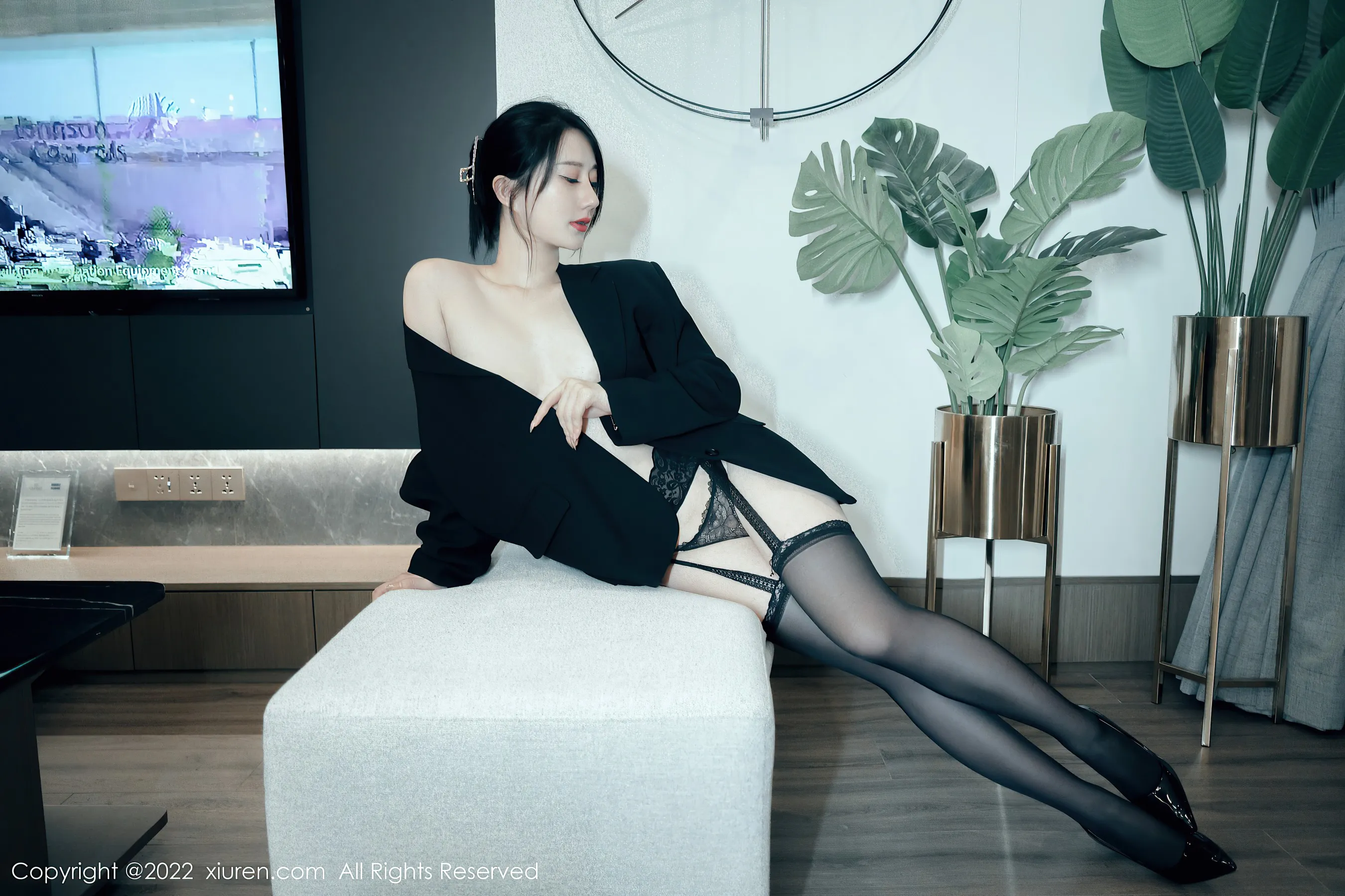  秀人网 No.4801 苏小曼babyface 黑丝美腿第13张