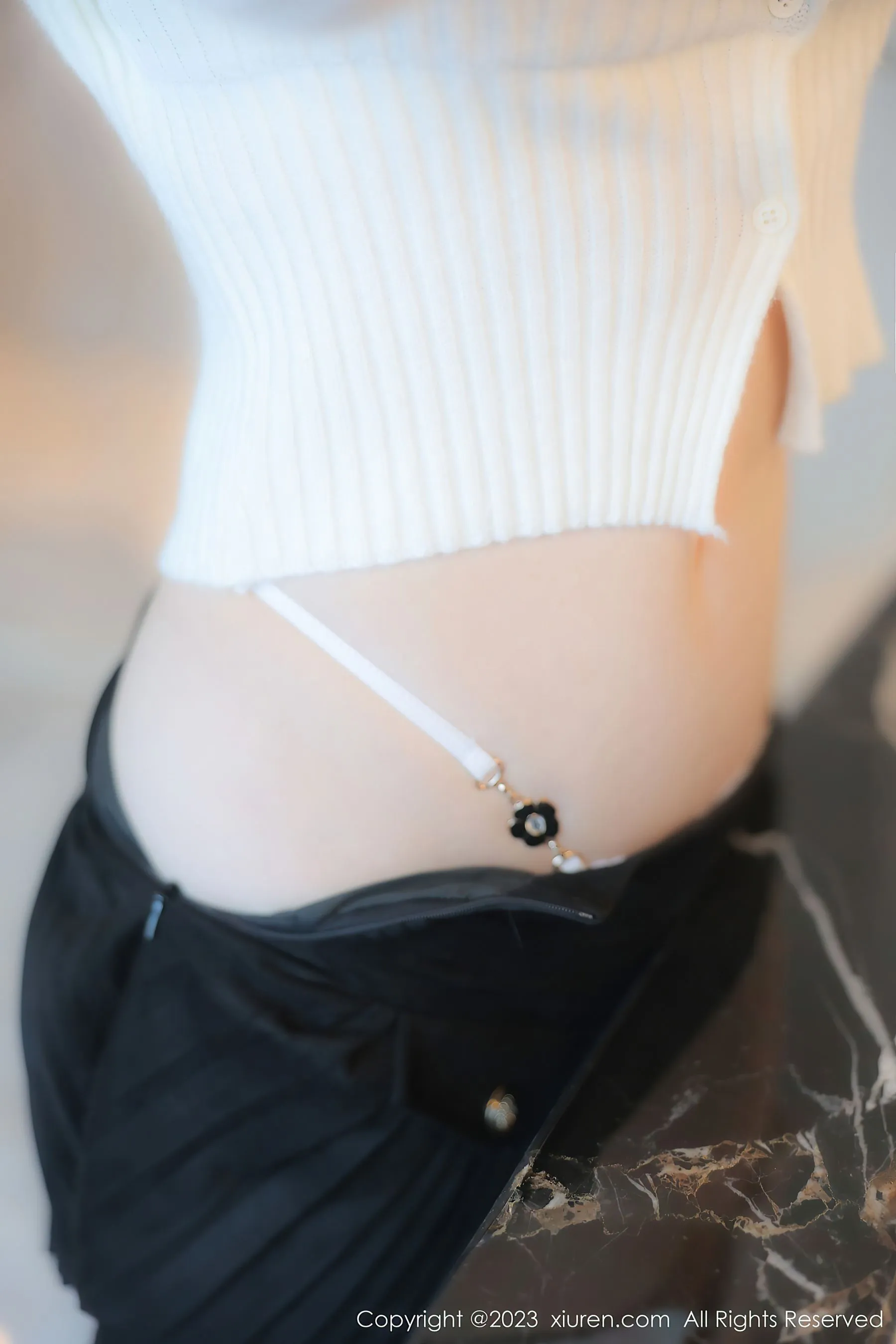  秀人网 No.6484 诗诗kiki 丝袜美臀第26张