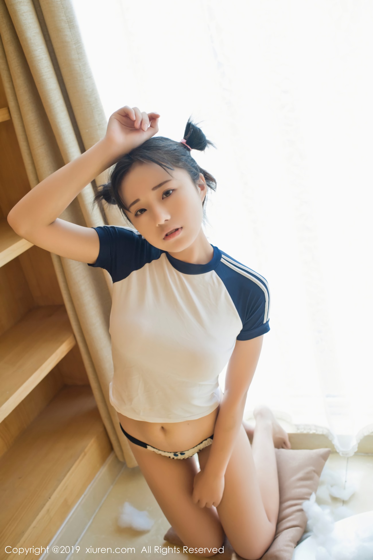 [Xiuren绣人网]XR20190116N01313 2019.01.16 NO.1313 蕾SI小新娘+日系蓝色体操服 仓井优香[45+1P]第2张