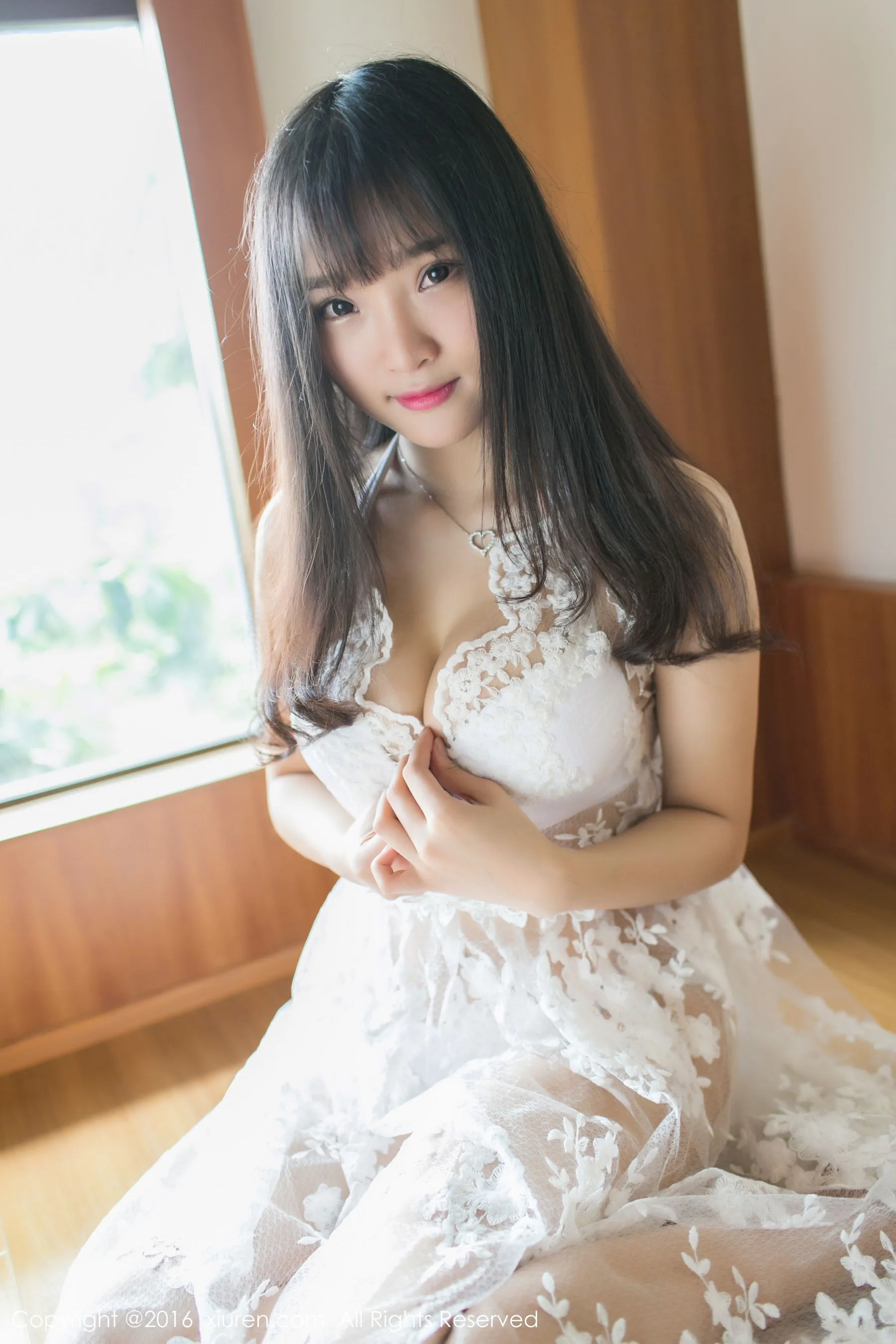  夏瑶baby《室拍比基尼+蕾丝长裙》 秀人网 No.531第9张