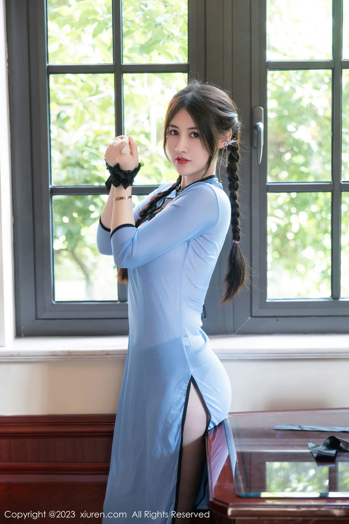  XiuRen 秀人 No.7357 诗诗kiki 轻透旗袍性感写真 [85P]第1张