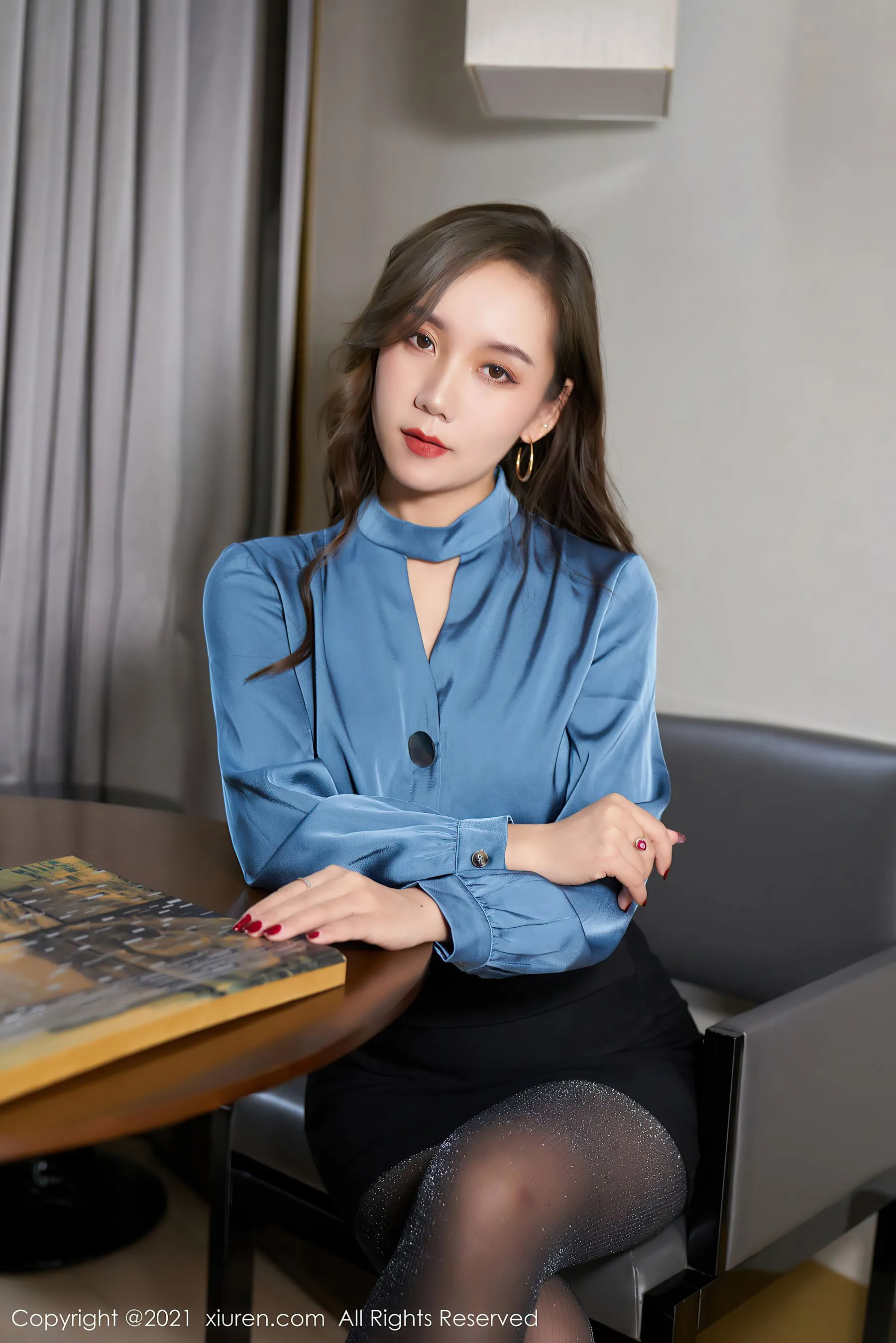  秀人 No.3957 艾静香第1张