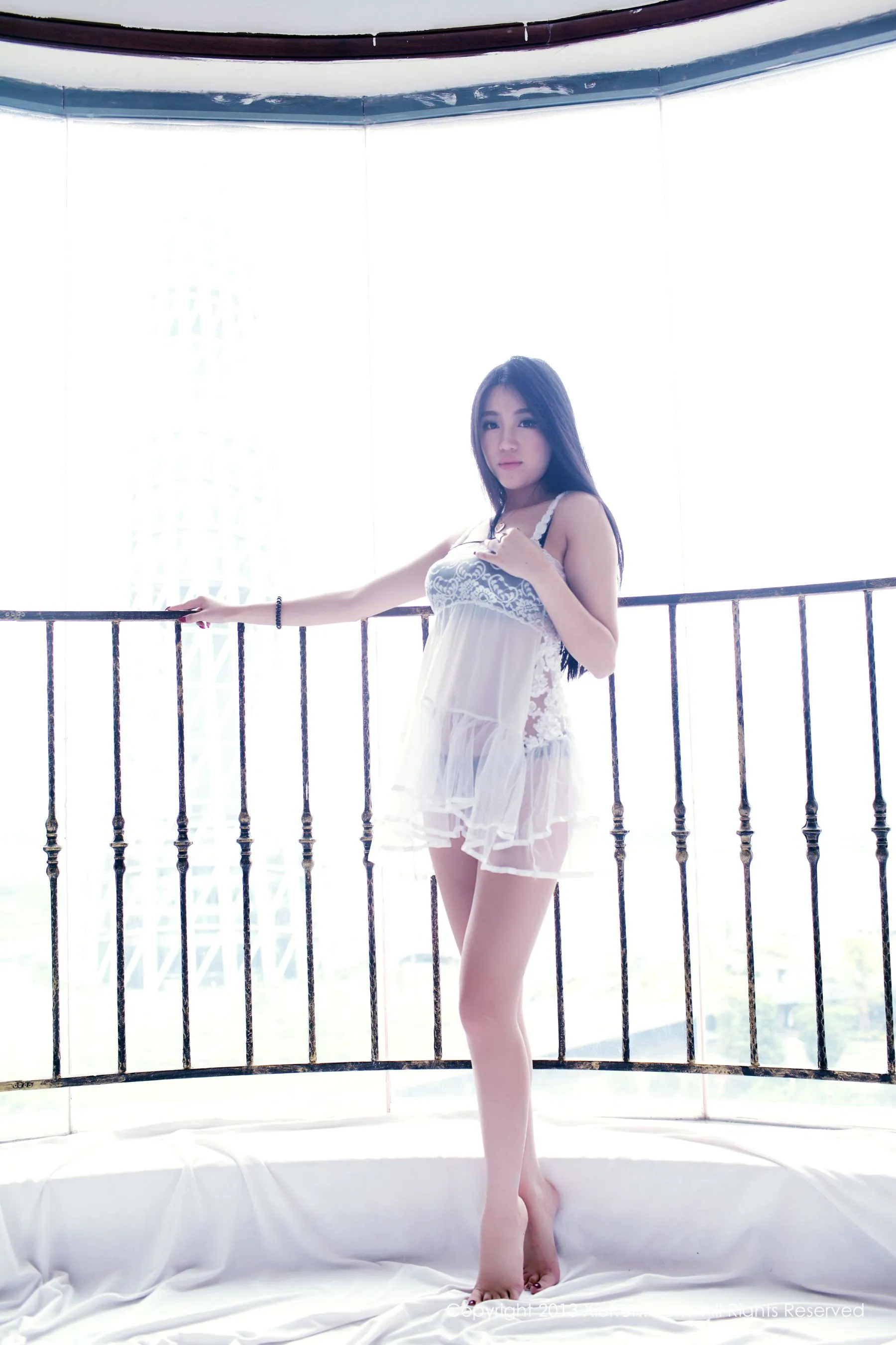  Tiffany_小梦《蕾丝睡衣+泳装诱惑》 秀人网 No.032第7张