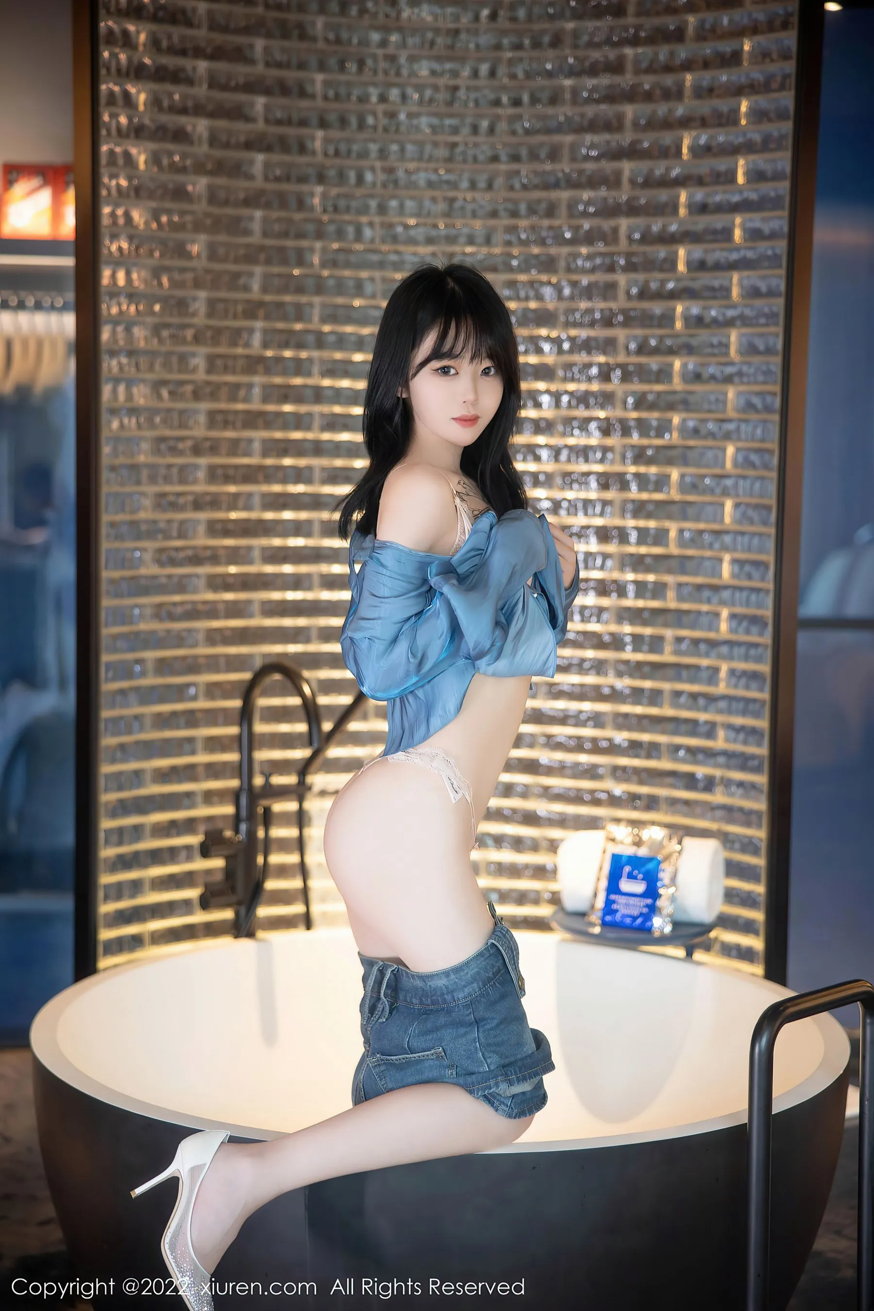 秀人网 No.5662 奶瓶第3张