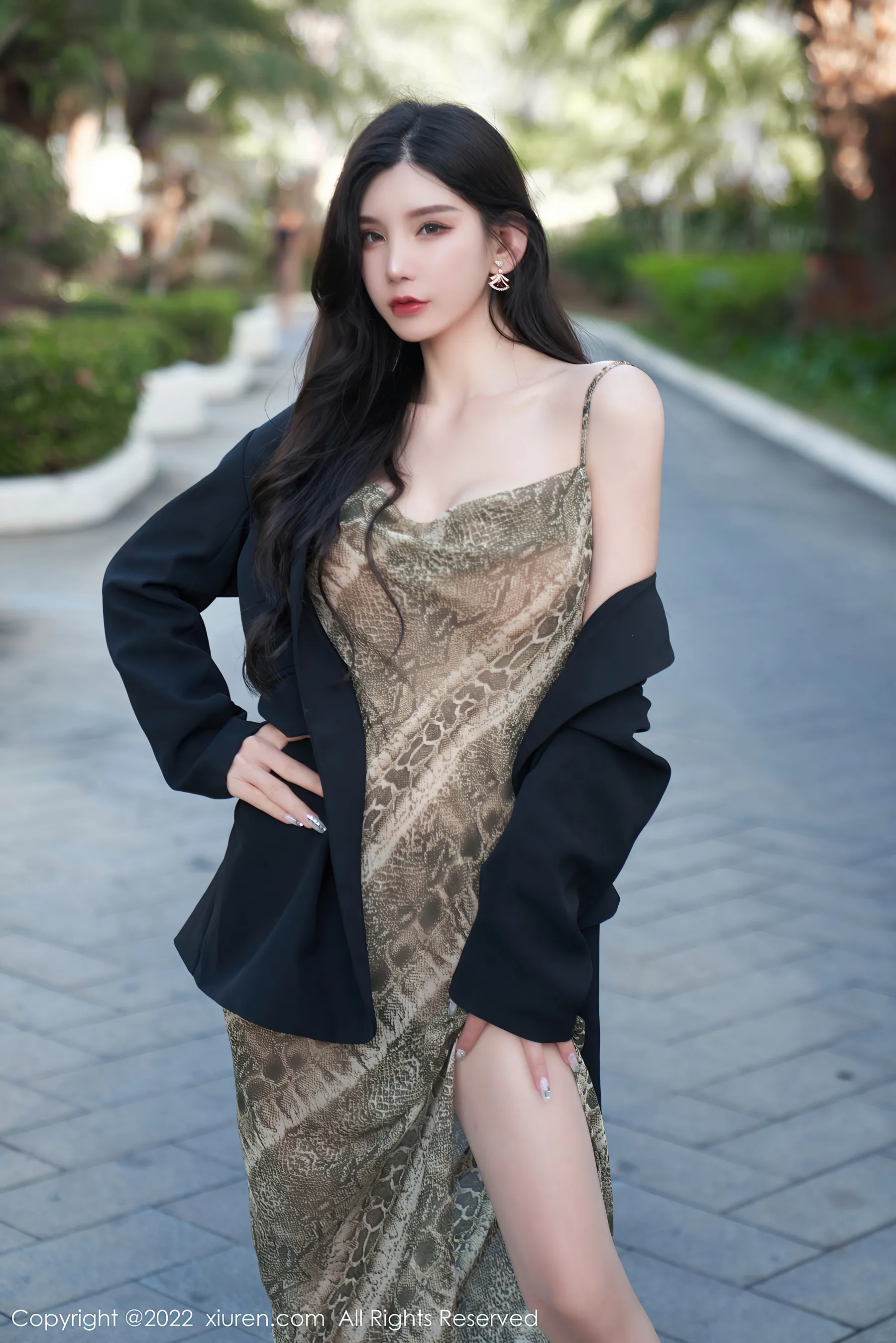  秀人网 No.4676 周于希Sally 三亚旅拍丝袜写真第21张