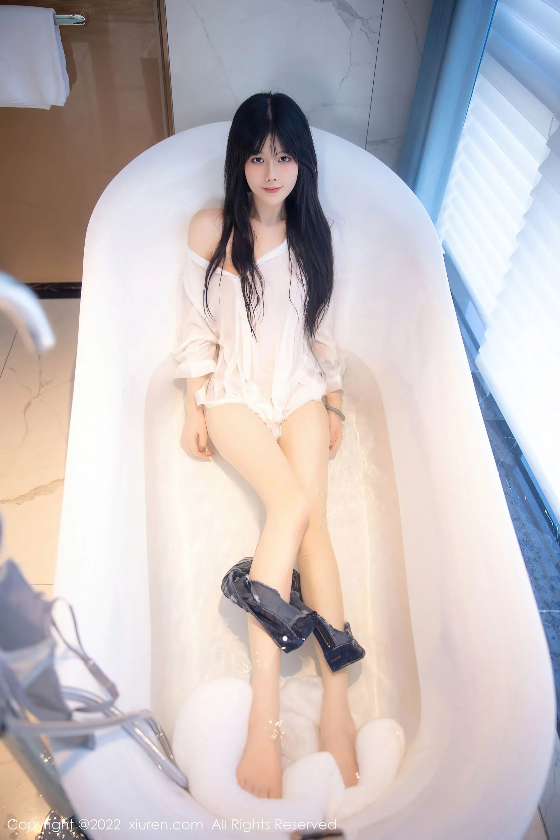  秀人网 No.5909 77qiqi 浴缸美腿第15张