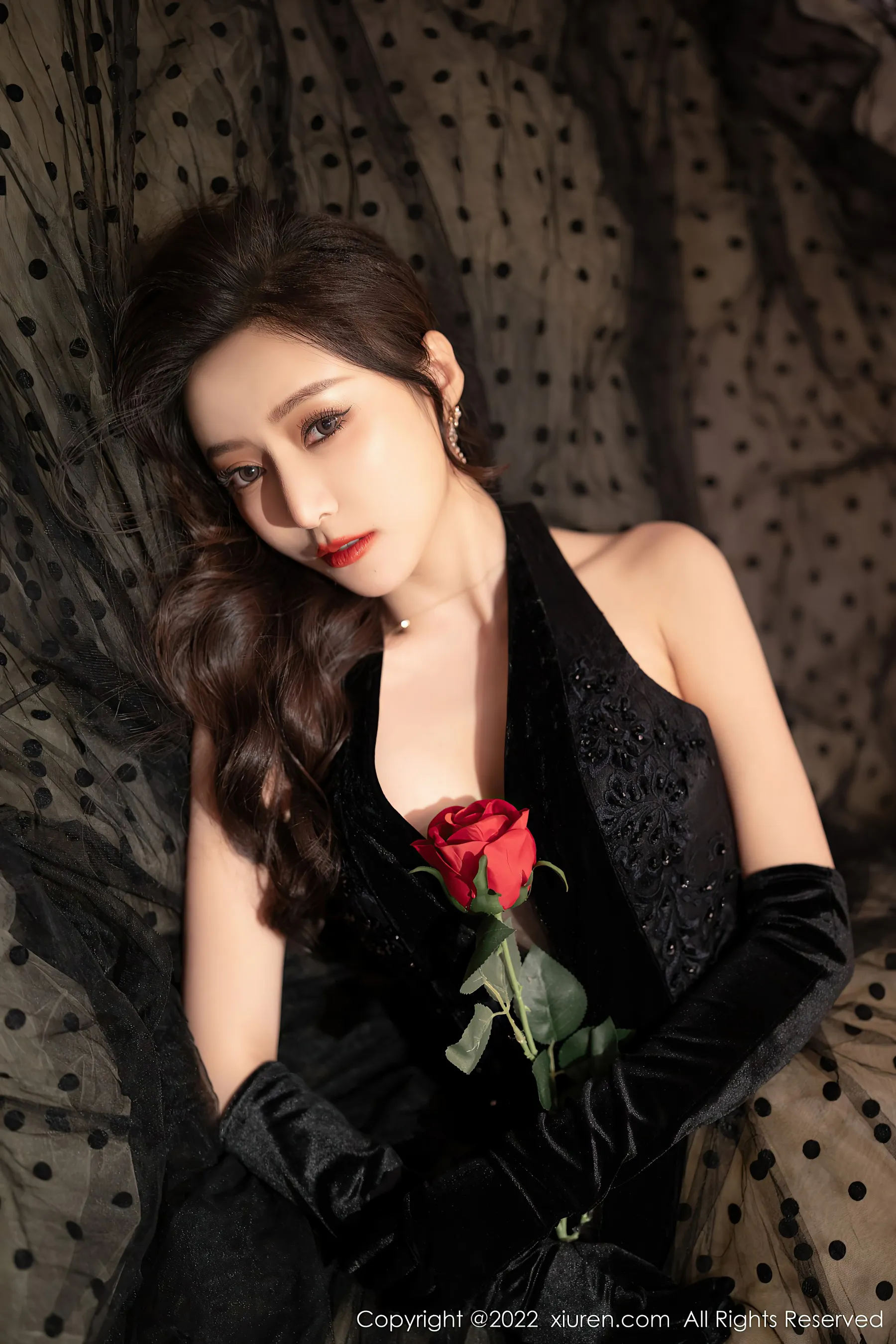  秀人网 No.4673 王馨瑶yanni 丝袜美腿第24张