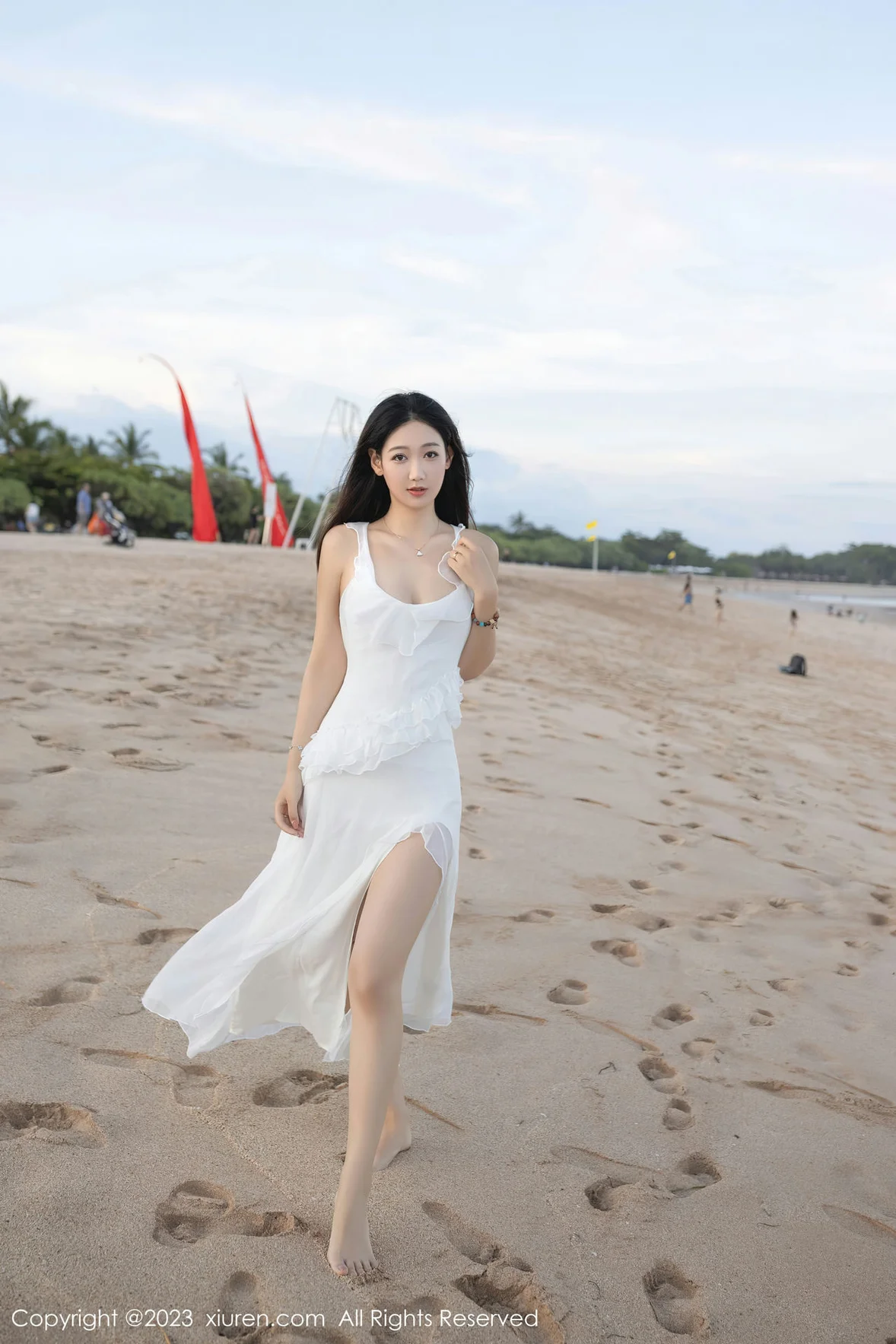  XiuRen 秀人 No.6976 唐安琪 巴厘岛旅拍 [81P]第1张