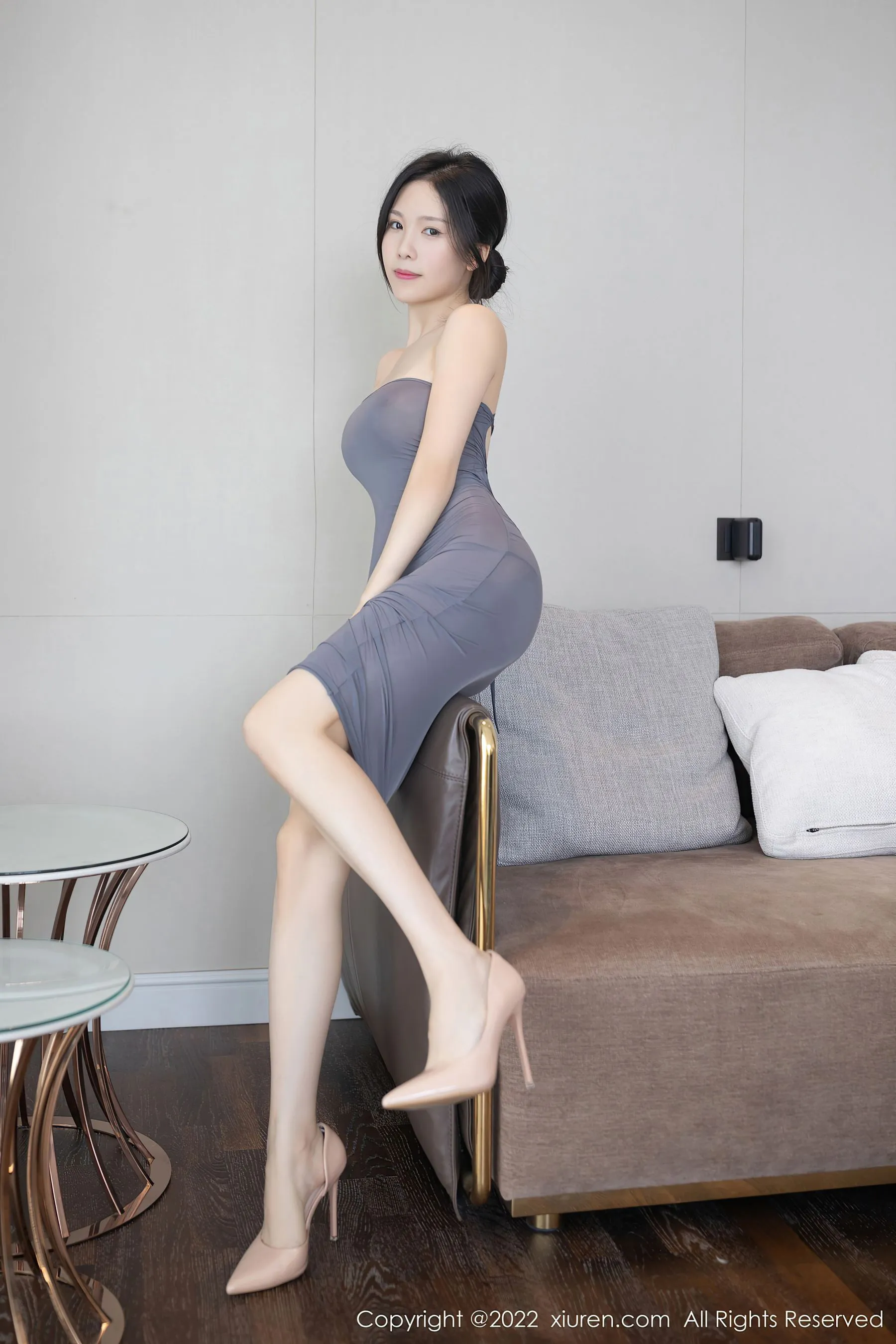  秀人网 No.5620 利世 裙子美臀第20张