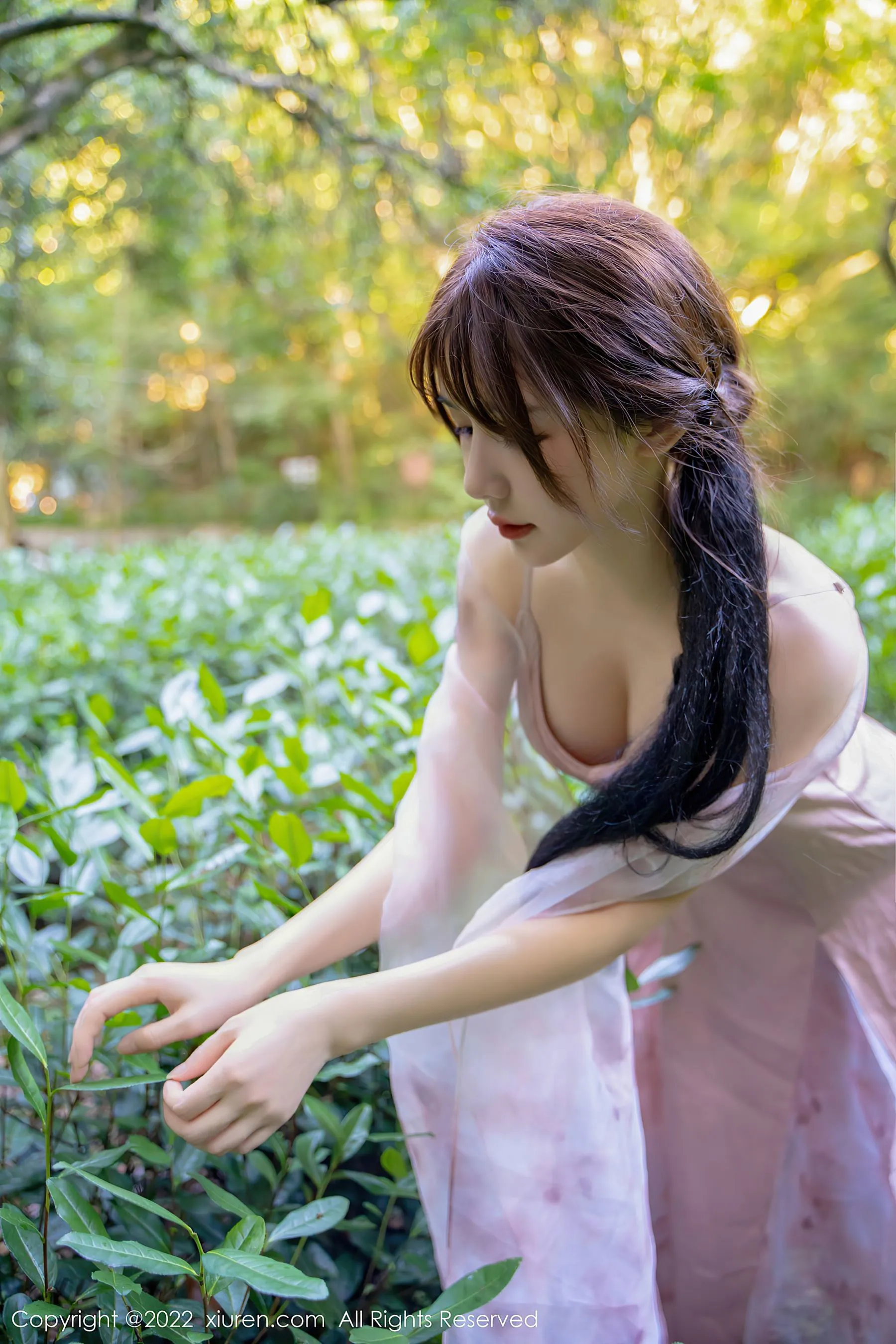  秀人网 No.5690 婠婠么 美腿长裙第1张