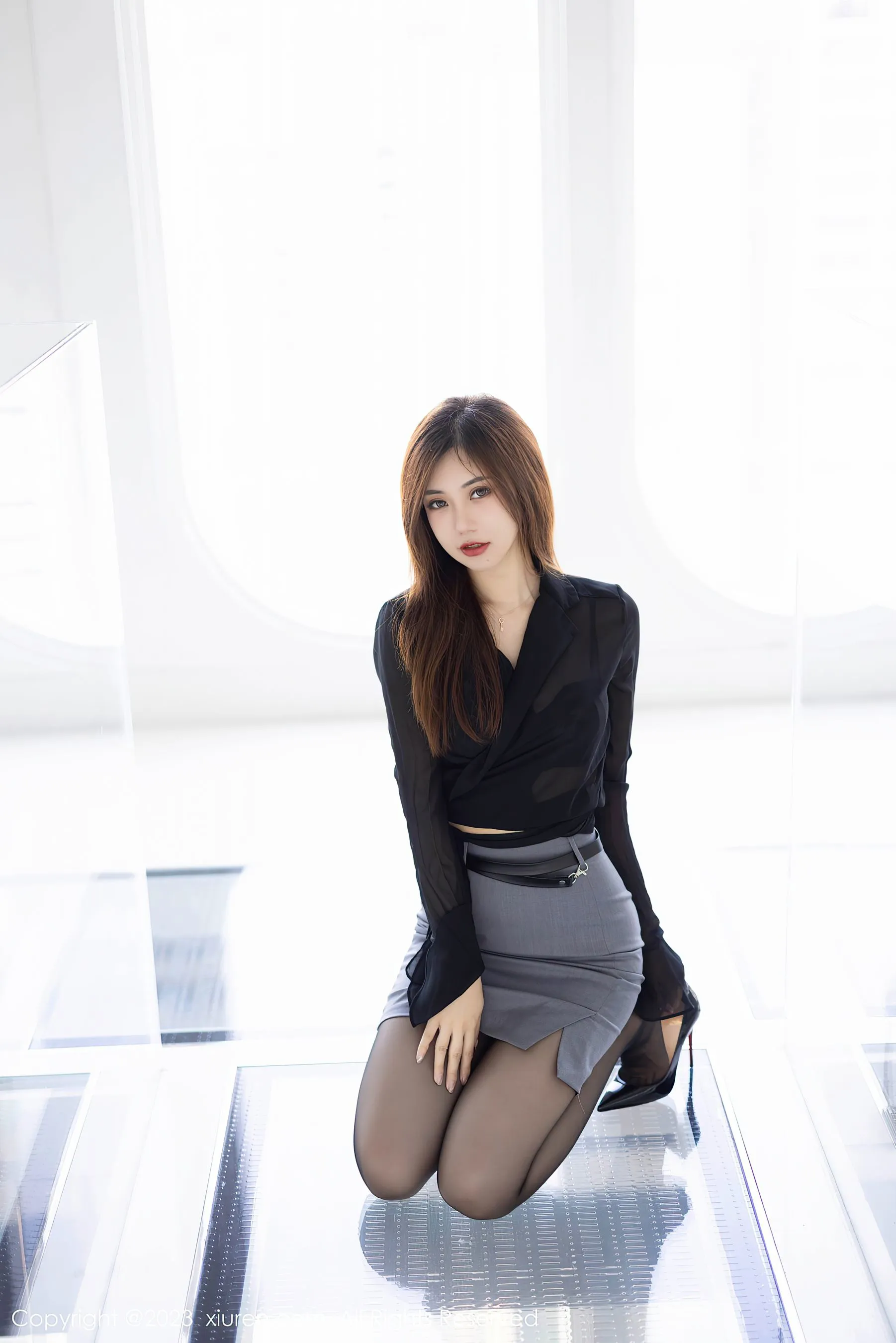  秀人网 No.6770 绮里嘉ula 短裙黑丝第25张