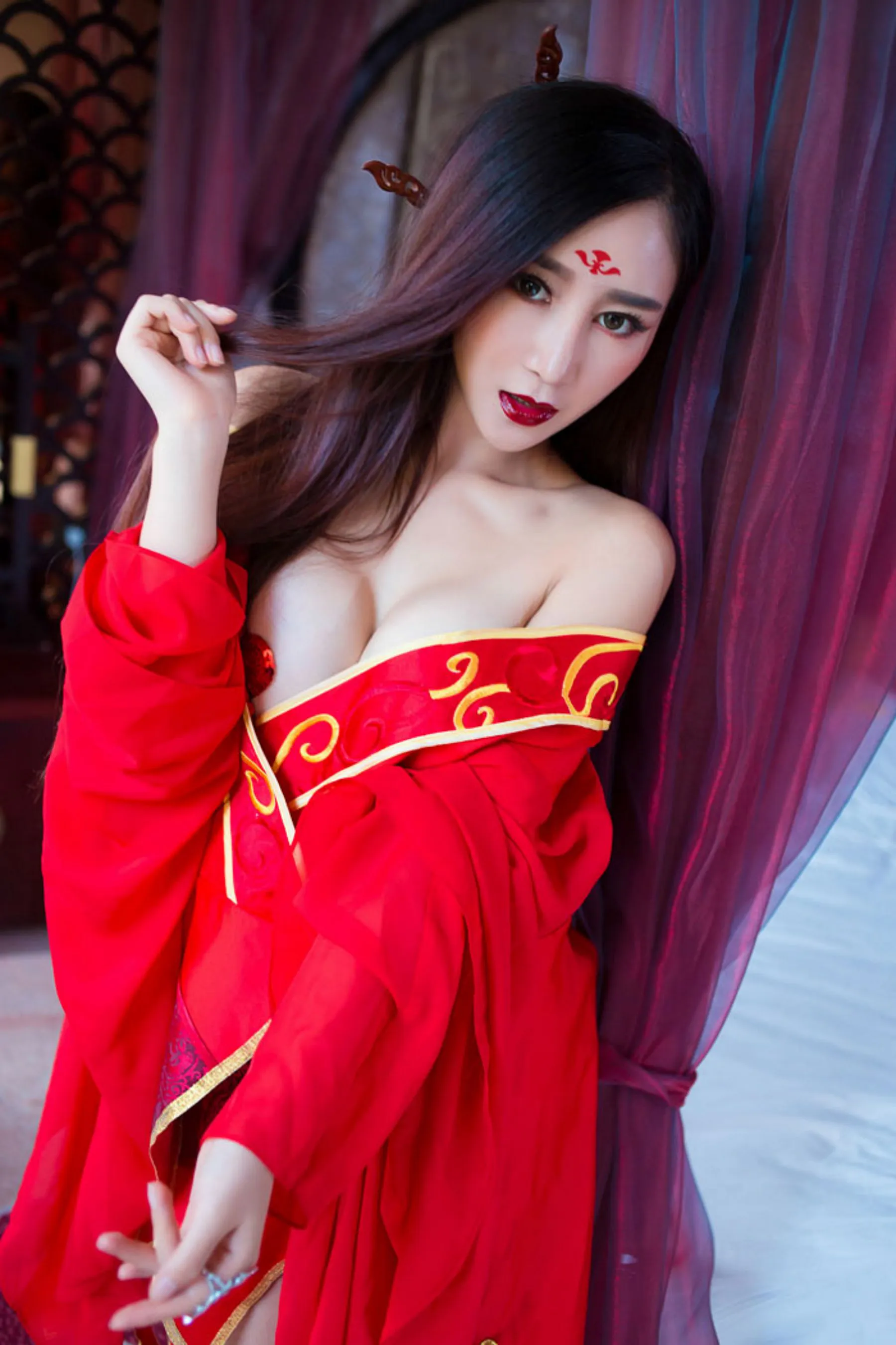 邹晶晶《花千骨 ? 魔化》COS 秀人网 No.382第19张