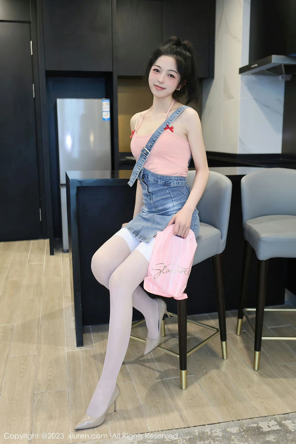  XiuRen 秀人 No.6816 茜茜Kimi 情趣护士服性感写真 [77P]第2张