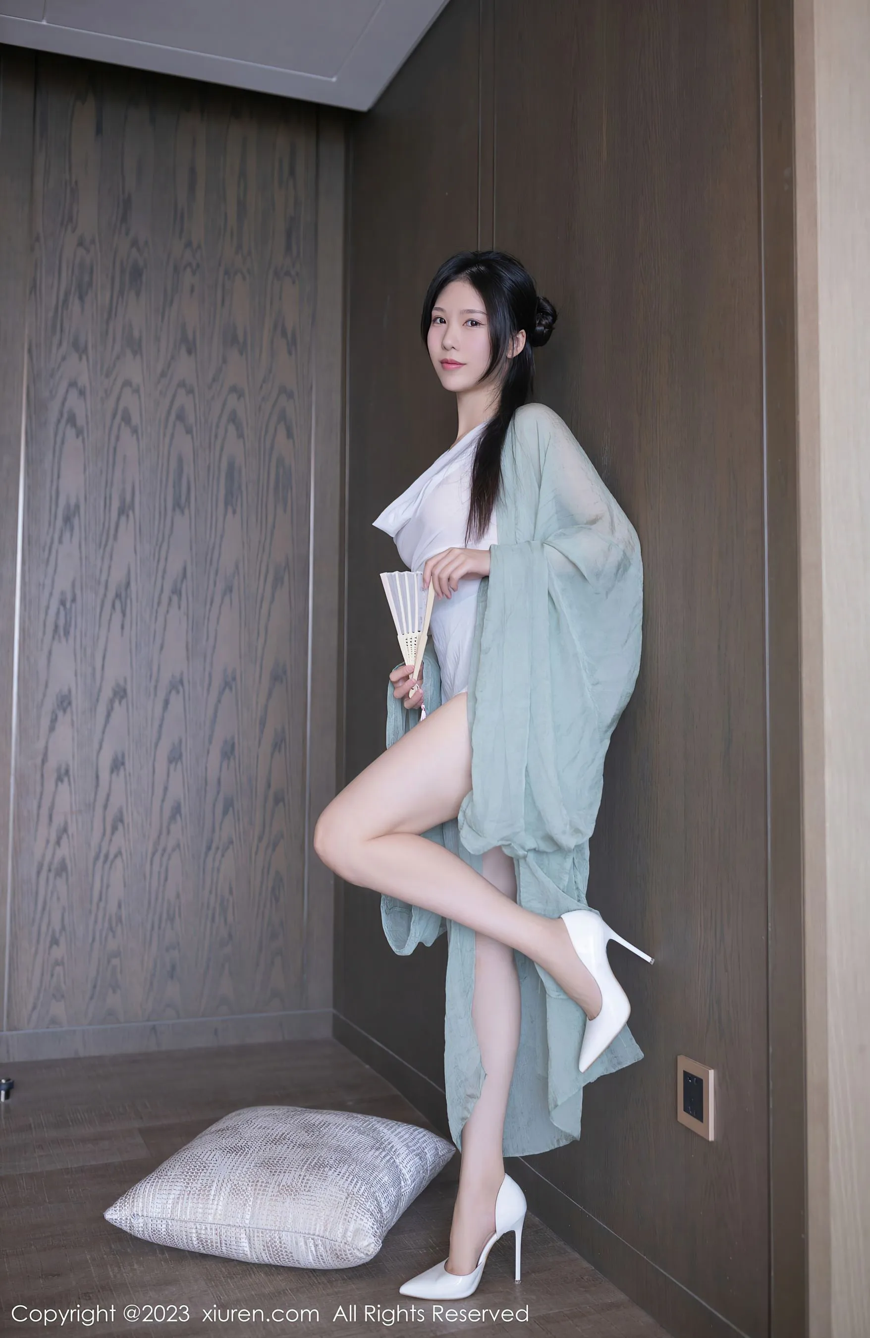  秀人网 No.6420 利世 古装美腿第3张