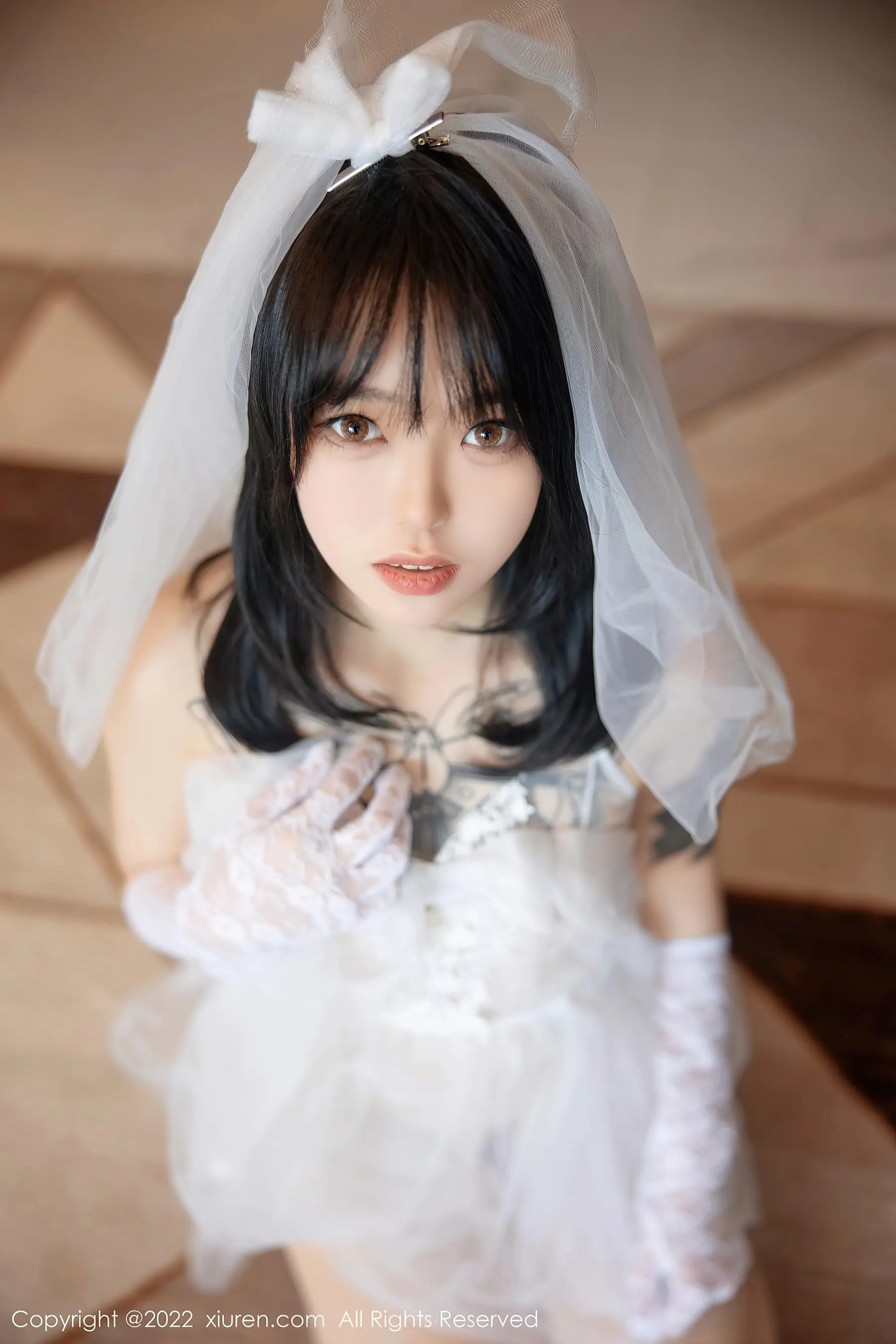  秀人网 No.5212 奶瓶. 婚纱服美腿第5张