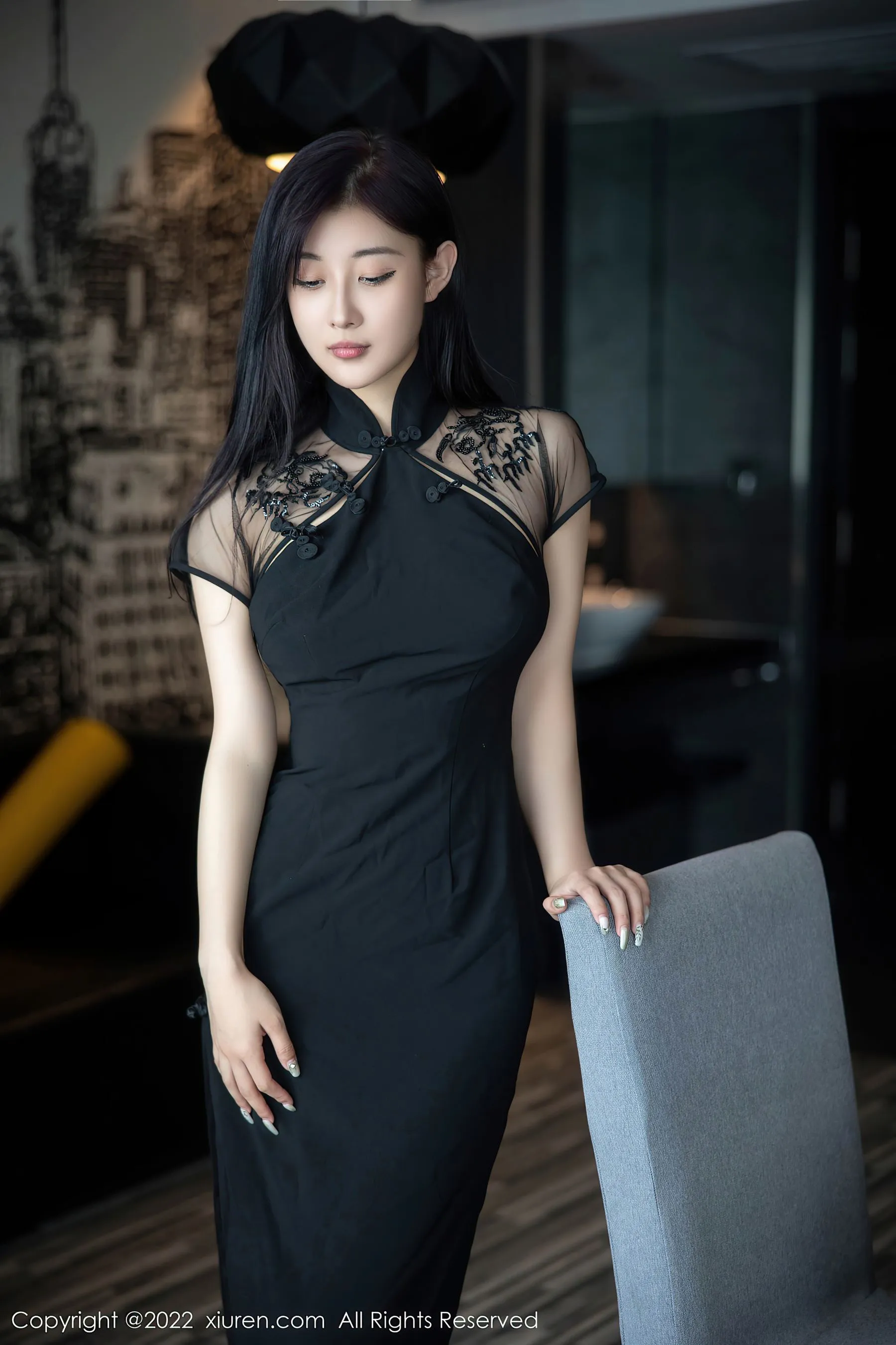  秀人网 No.5691 顾楚楚Maily 黑丝美腿第18张