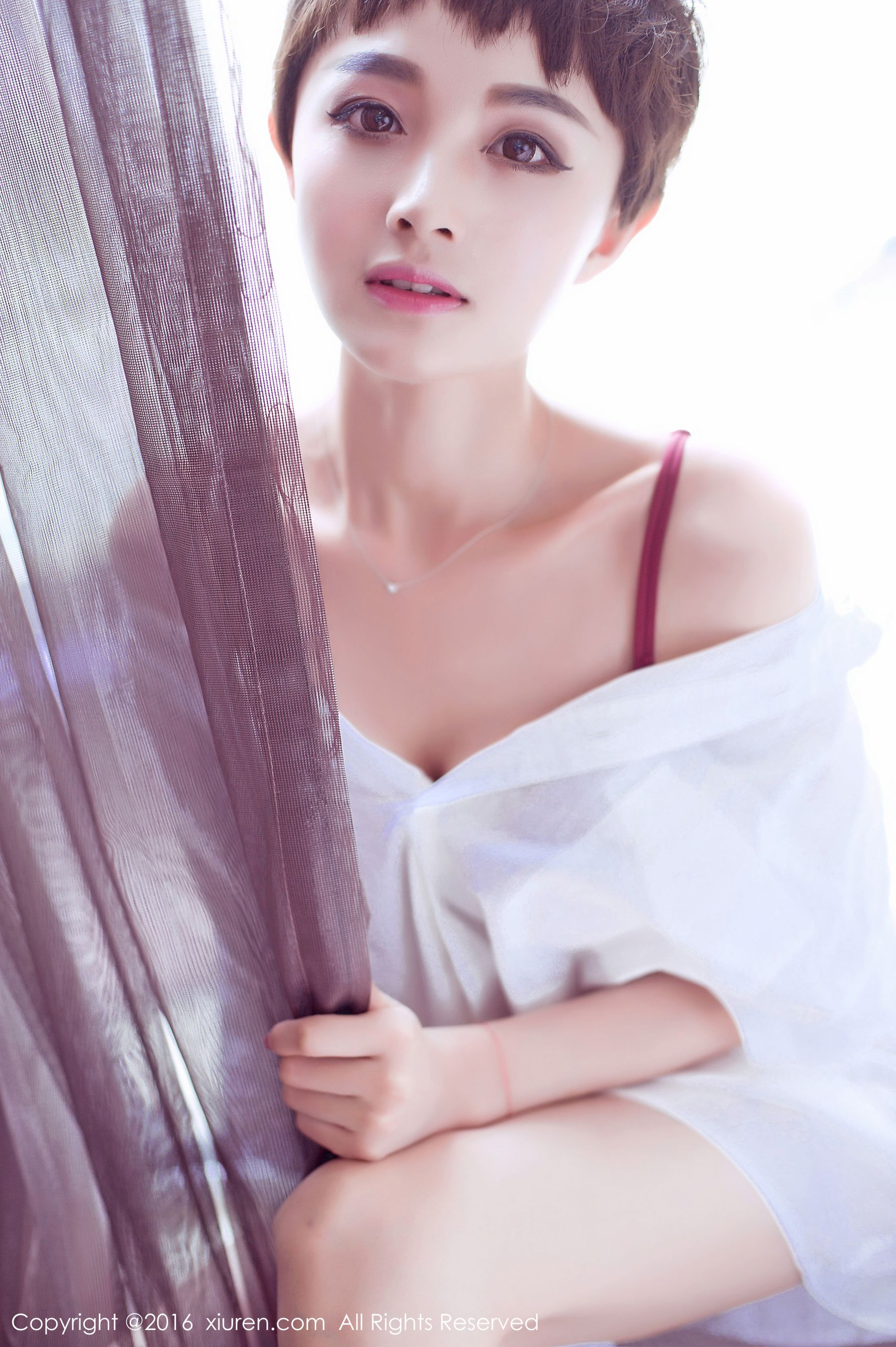  baby_kiki《制服衬衣、休闲内衬、浴缸湿身》 秀人网 No.600第16张