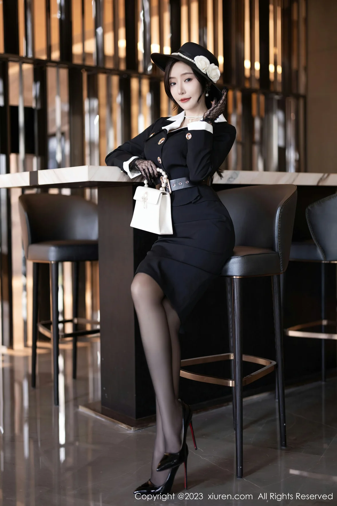  XiuRen 秀人 No.7048 王馨瑶yanni 气质高跟黑丝 [82P]第4张