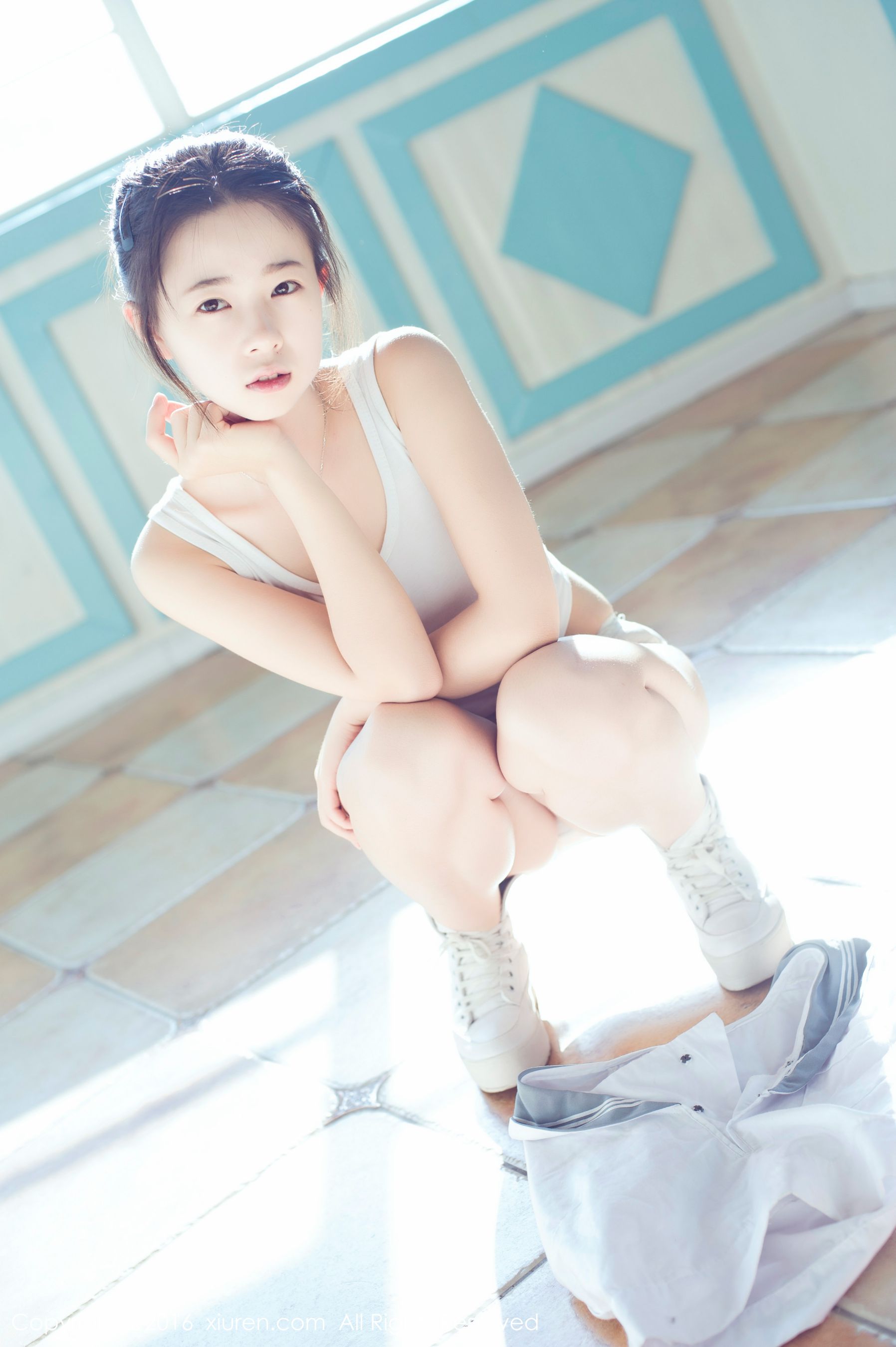  草莓zz/吴允芝《日系死库水、日本高中出操服、小裤裤小背心》 秀人网 No.616第11张