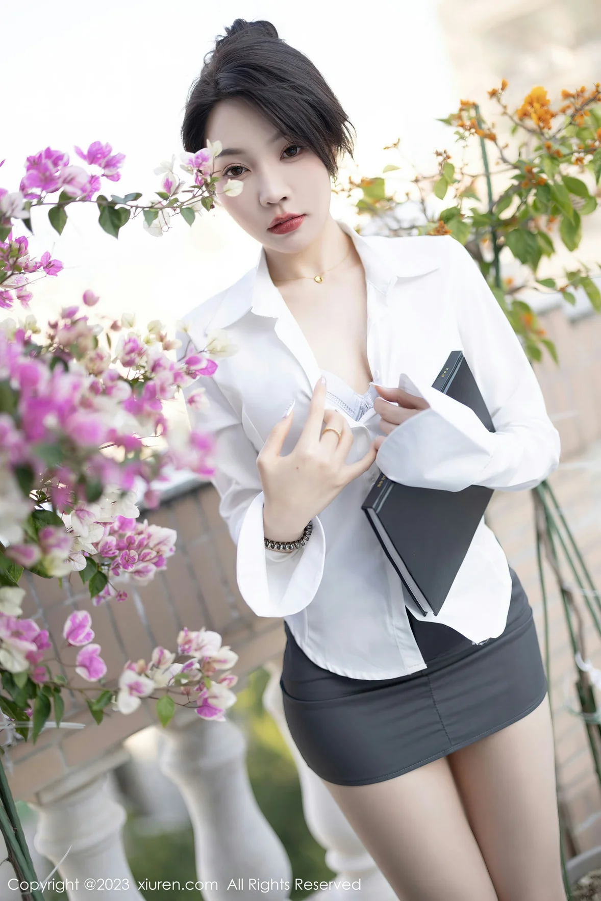  XiuRen 秀人 No.7002 徐莉芝Booty 诱人原色丝袜海南岛旅拍 [85P]第2张