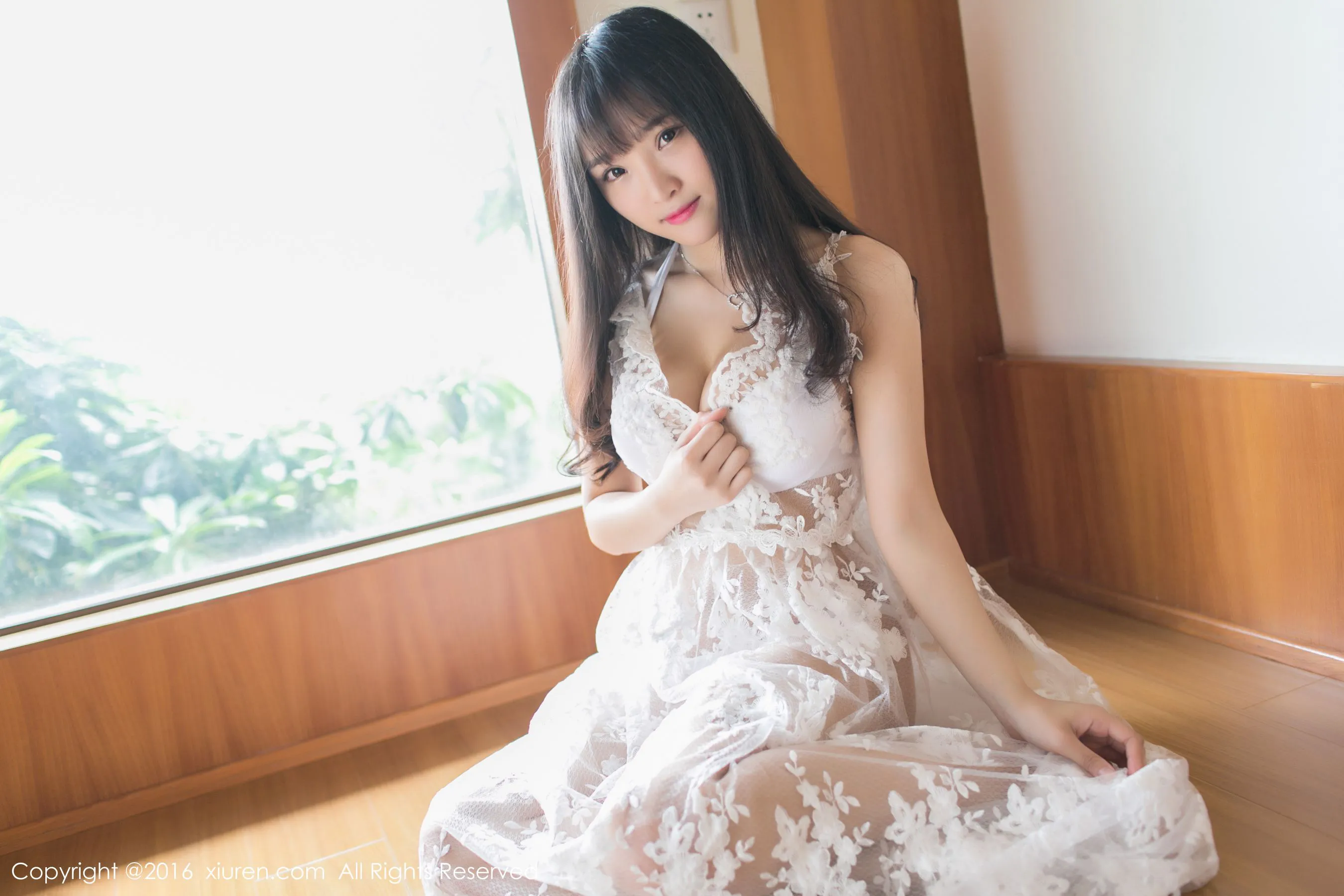  夏瑶baby《室拍比基尼+蕾丝长裙》 秀人网 No.531第9张