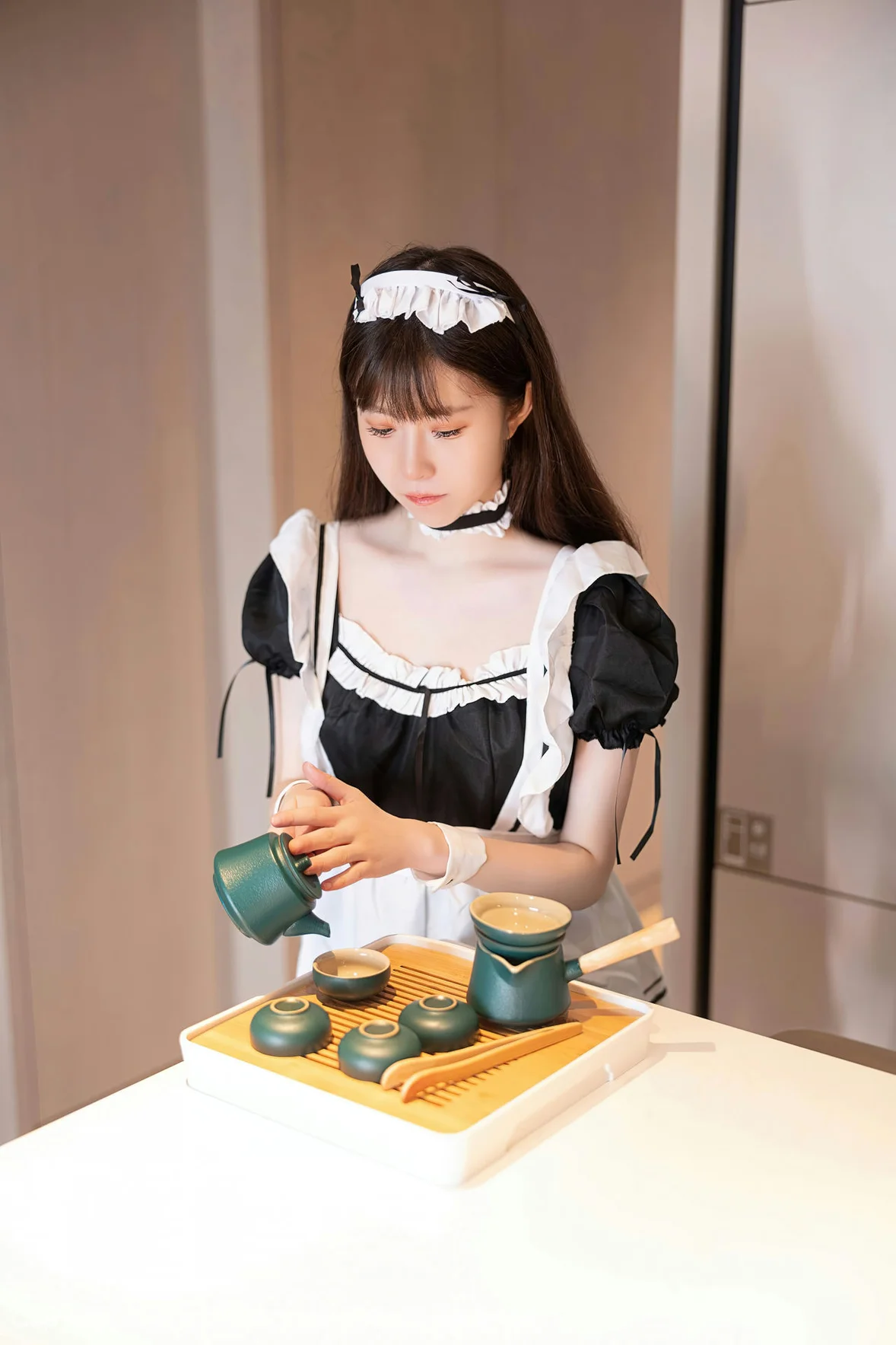  XiuRen 秀人 No.7034 林悠悠 黑色女仆性感写真 [85P]第3张