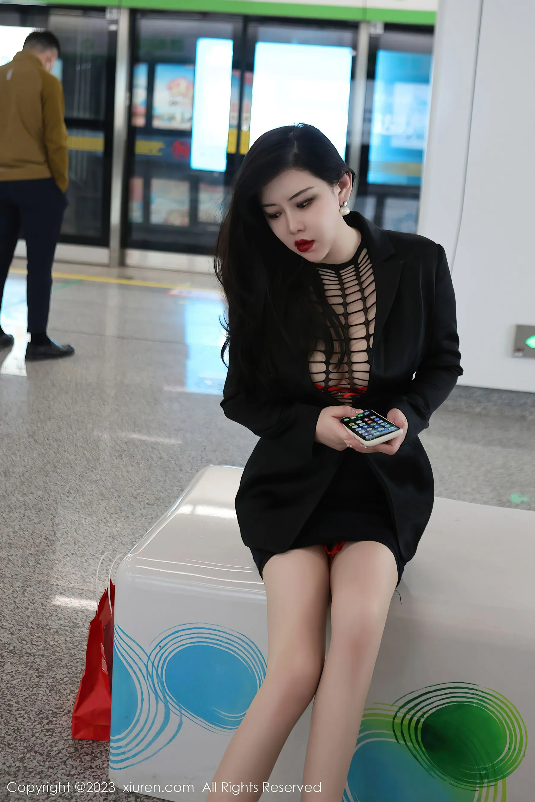  秀人网 No.6421 王婉悠Queen 丝袜OL第21张