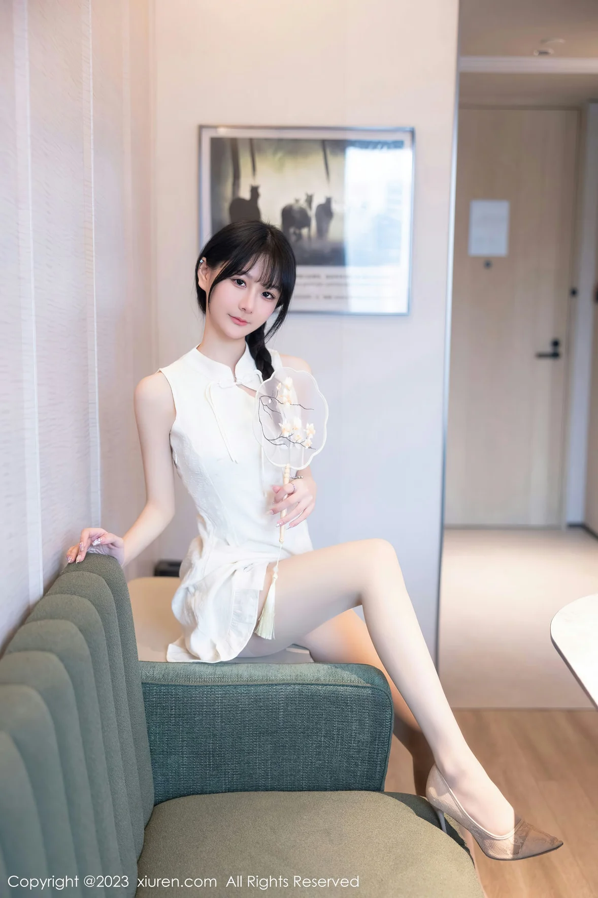  XiuRen 秀人 No.6813 幼幼 白色旗袍性感写真 [81P]第3张