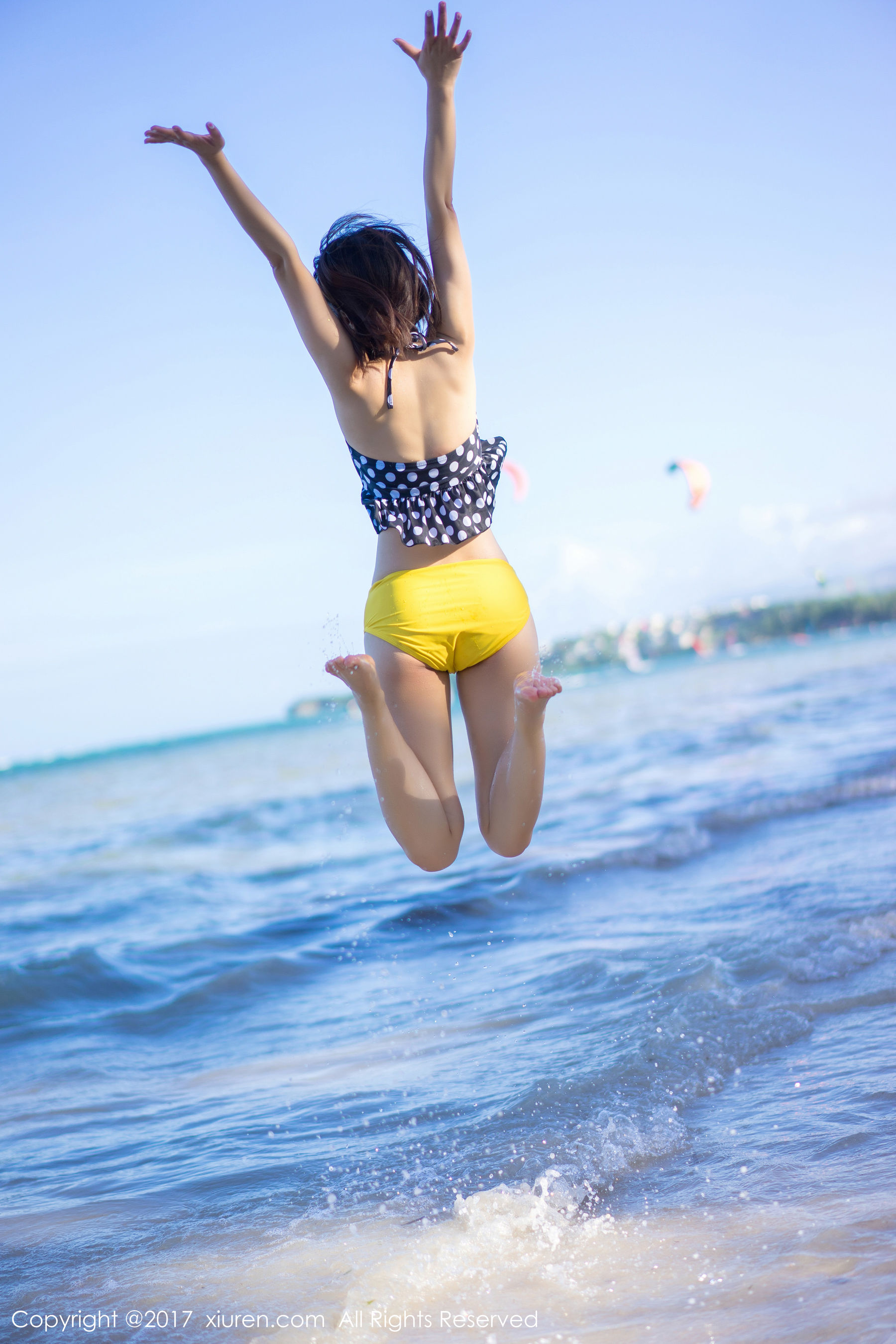 兜豆靓Youlina《室外清新,室内性感特写》 XiuRen 秀人网 NO.814第15张