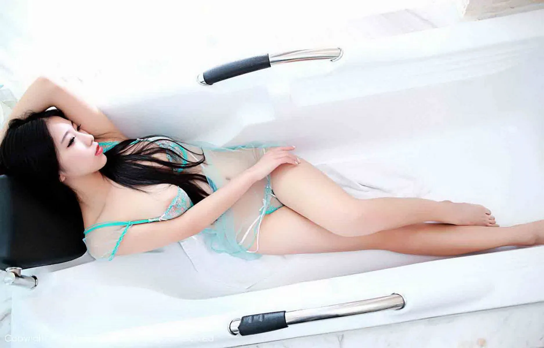 daisy芒果小姐 &圣诞福利 秀人网 No.260第3张