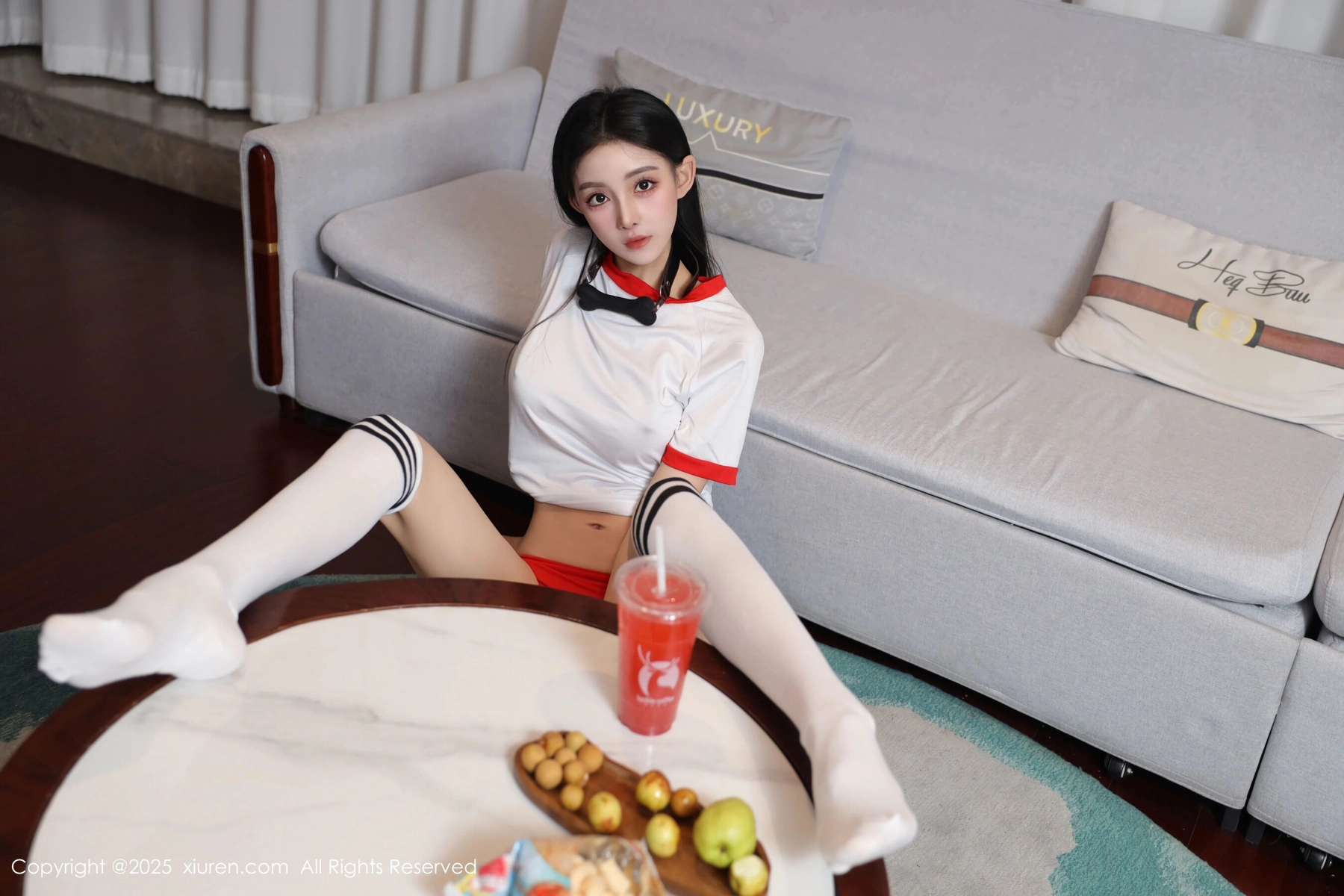  秀人网 许微微呀 Vol.11110 [86P]第13张