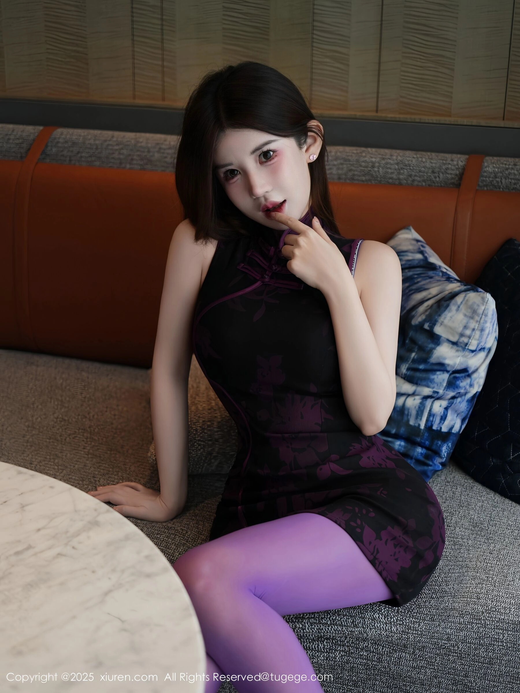  秀人网 苏甜橙子 Vol.10971 [54P]第2张